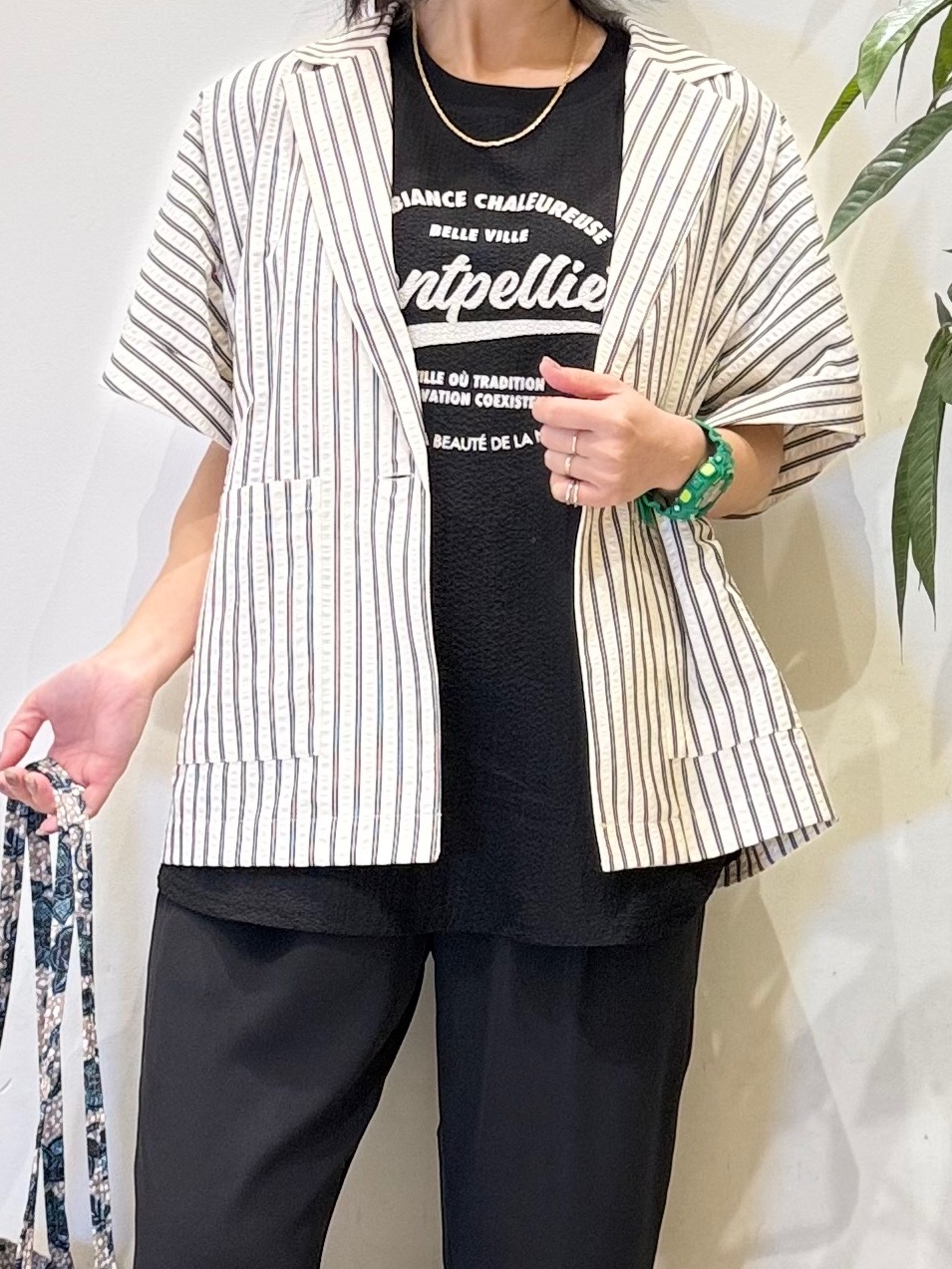 misakiさんの「SHOO･LA･RUE｜【ひんやり/吸水速乾/セットアップ可】羽織るだけで主役になる サッカーストライプシャツジャケット」を使ったコーディネート