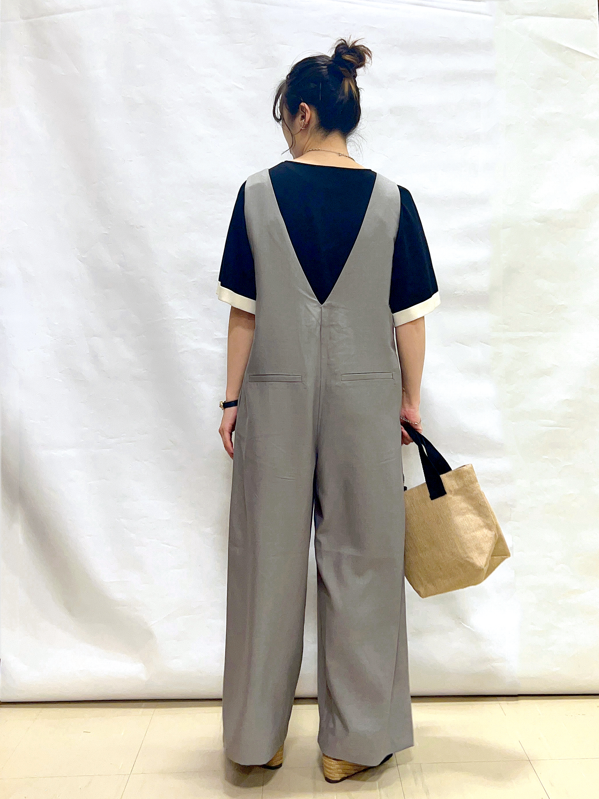 まっつんさんの「SHOO･LA･RUE｜【洗濯後しわになりにくい/S-LL】ゆったりらくちんきれい見え　シンプルだから使いやすい 大人のオー」を使ったコーディネート