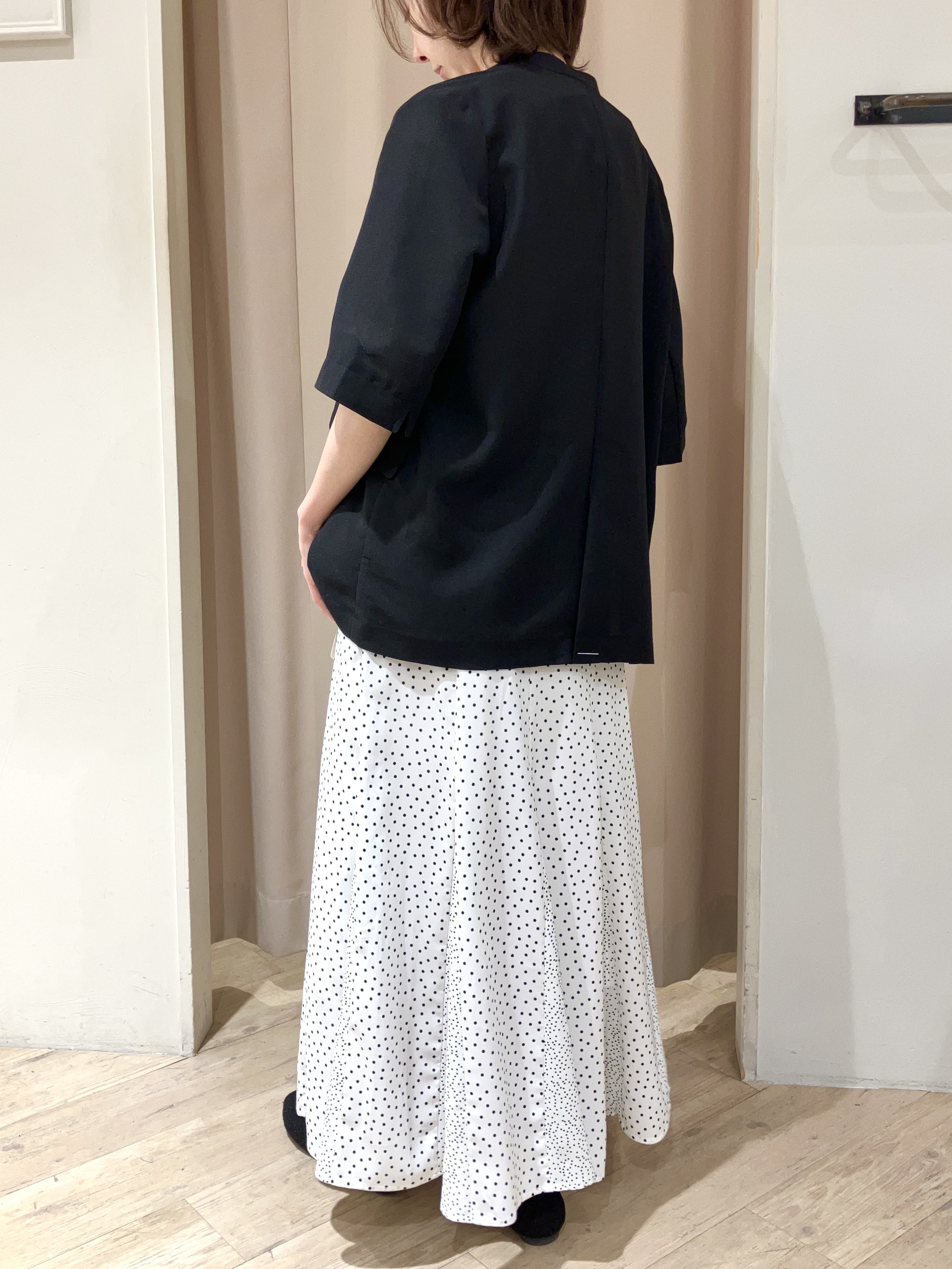 kimiさんの「grove｜【洗濯機OK/ひんやり】軽く羽織れるハーフスリーブジャケット」を使ったコーディネート
