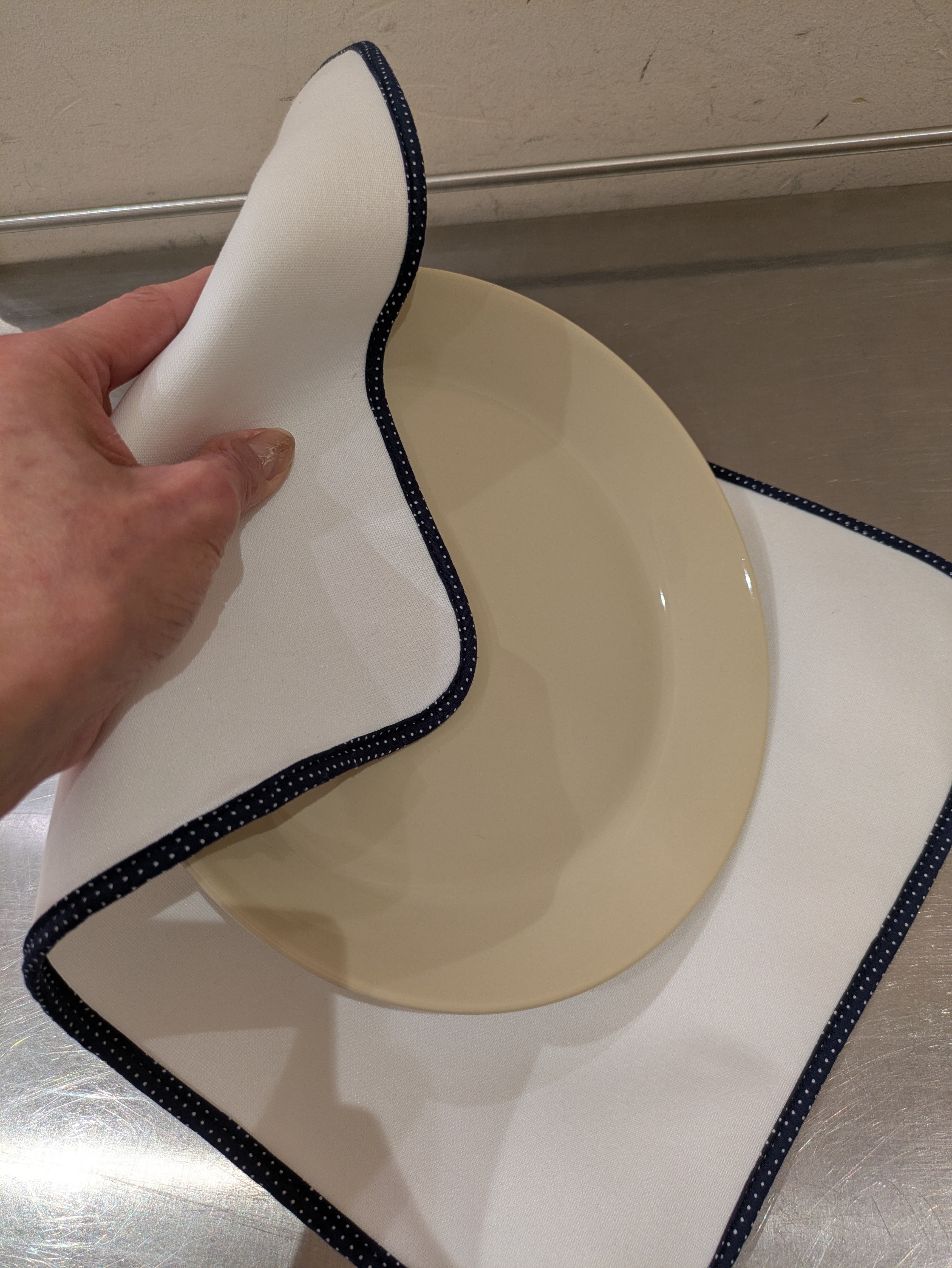 fooさんの「212 KITCHEN STORE｜そうじの神様　食器拭きにもなる水切りマット」を使ったコーディネート