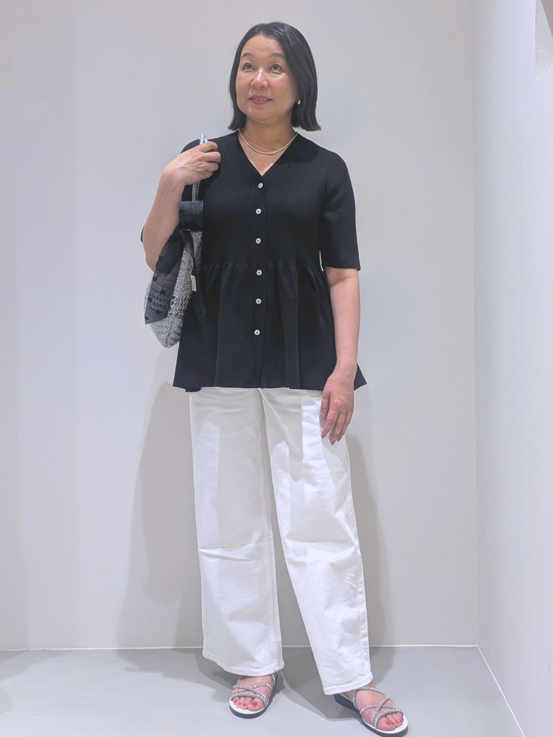 ゆきさんの「OPAQUE.CLIP｜ペプラムVネックニットカーディガン【洗濯機OK／抗ピル】」を使ったコーディネート
