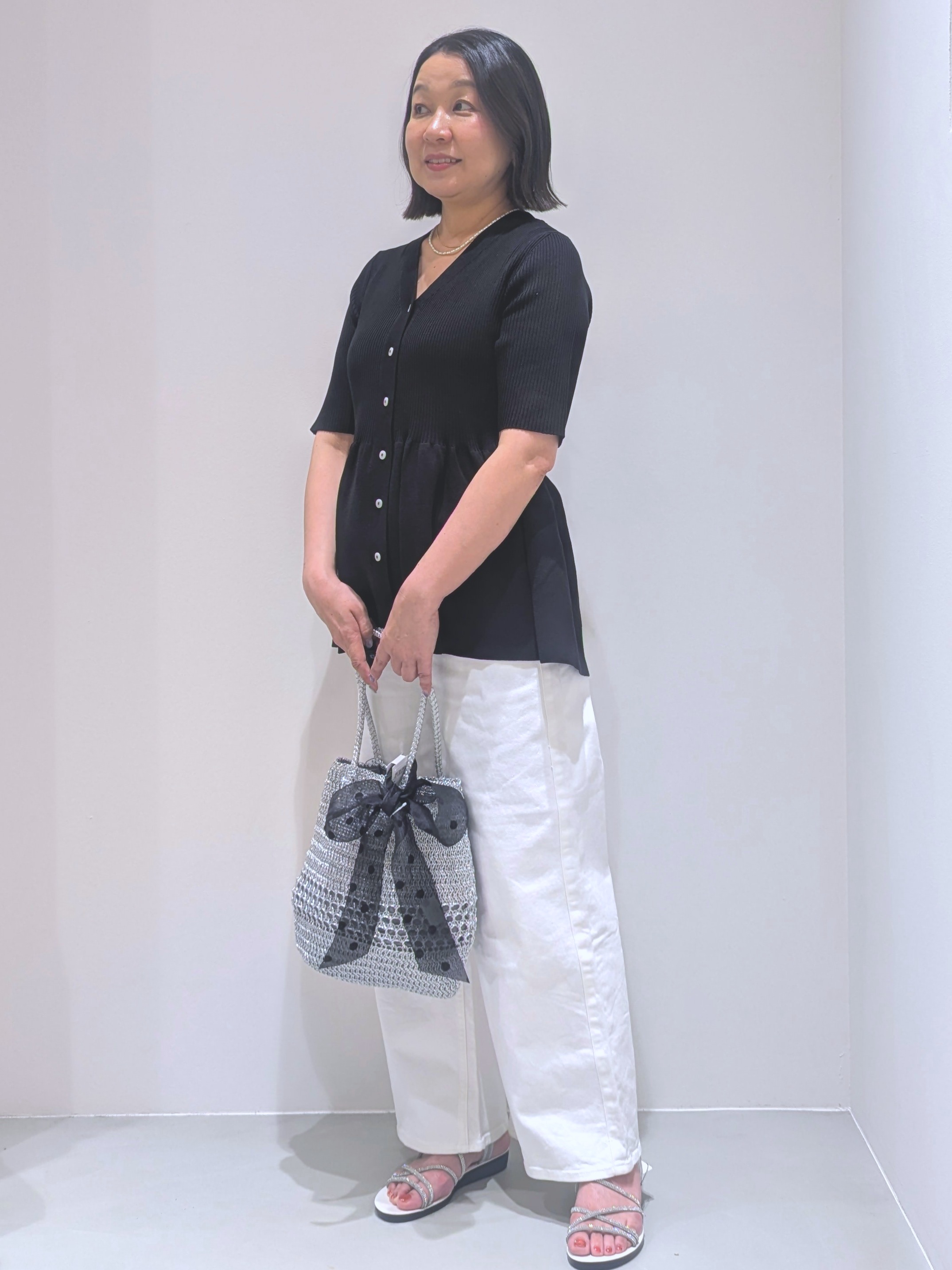 ゆきさんの「OPAQUE.CLIP｜ペプラムVネックニットカーディガン【洗濯機OK／抗ピル】」を使ったコーディネート