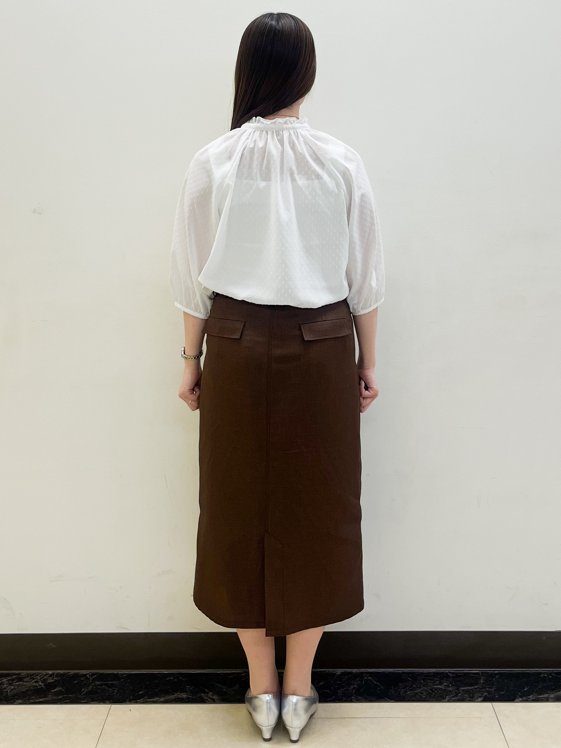 mikikoさんの「Reflect｜フロントボタンデザインブラウス」を使ったコーディネート