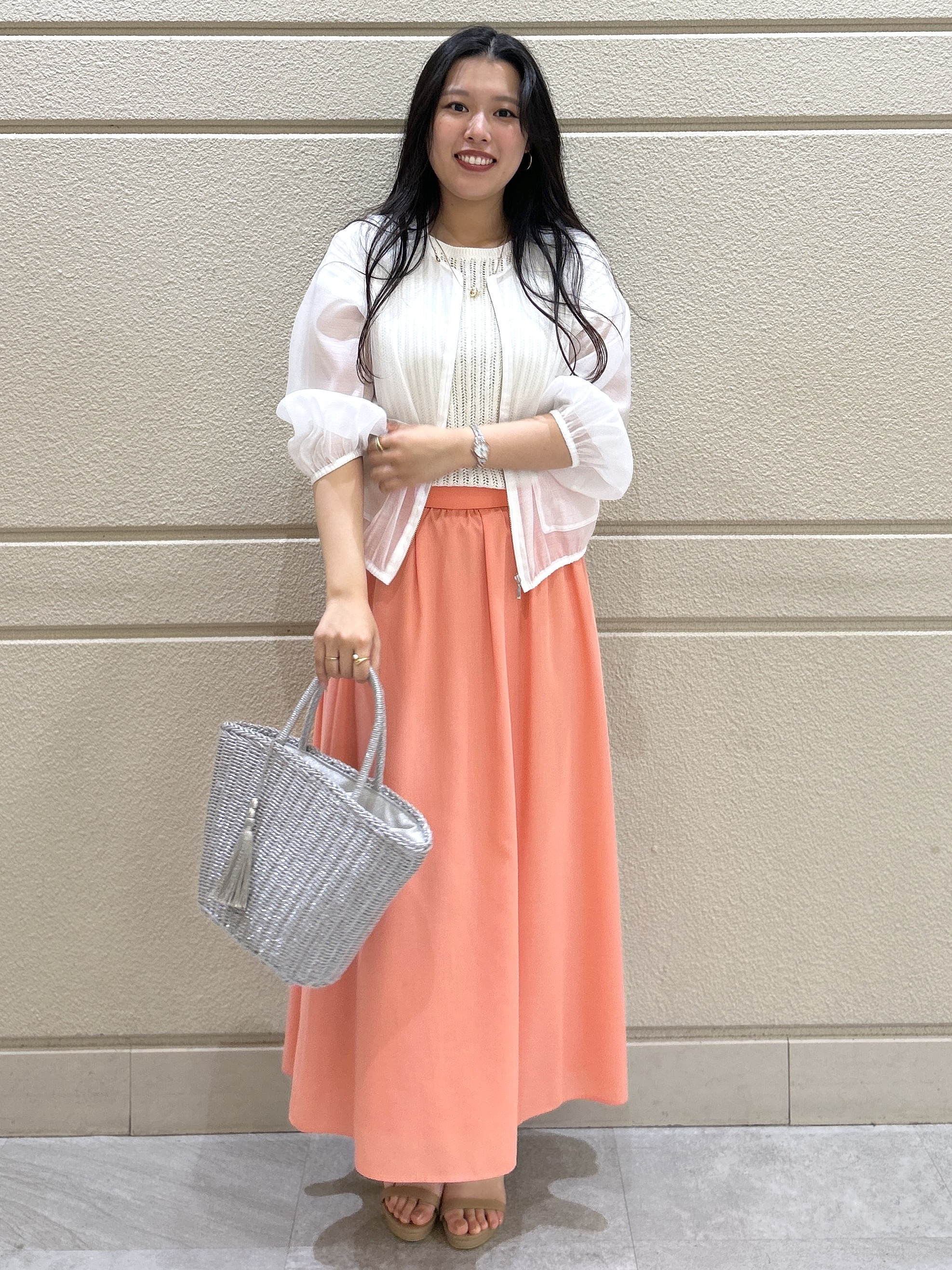 Momokaさんの「COUP DE CHANCE｜【手洗い可/軽量】シアーブルゾン」を使ったコーディネート