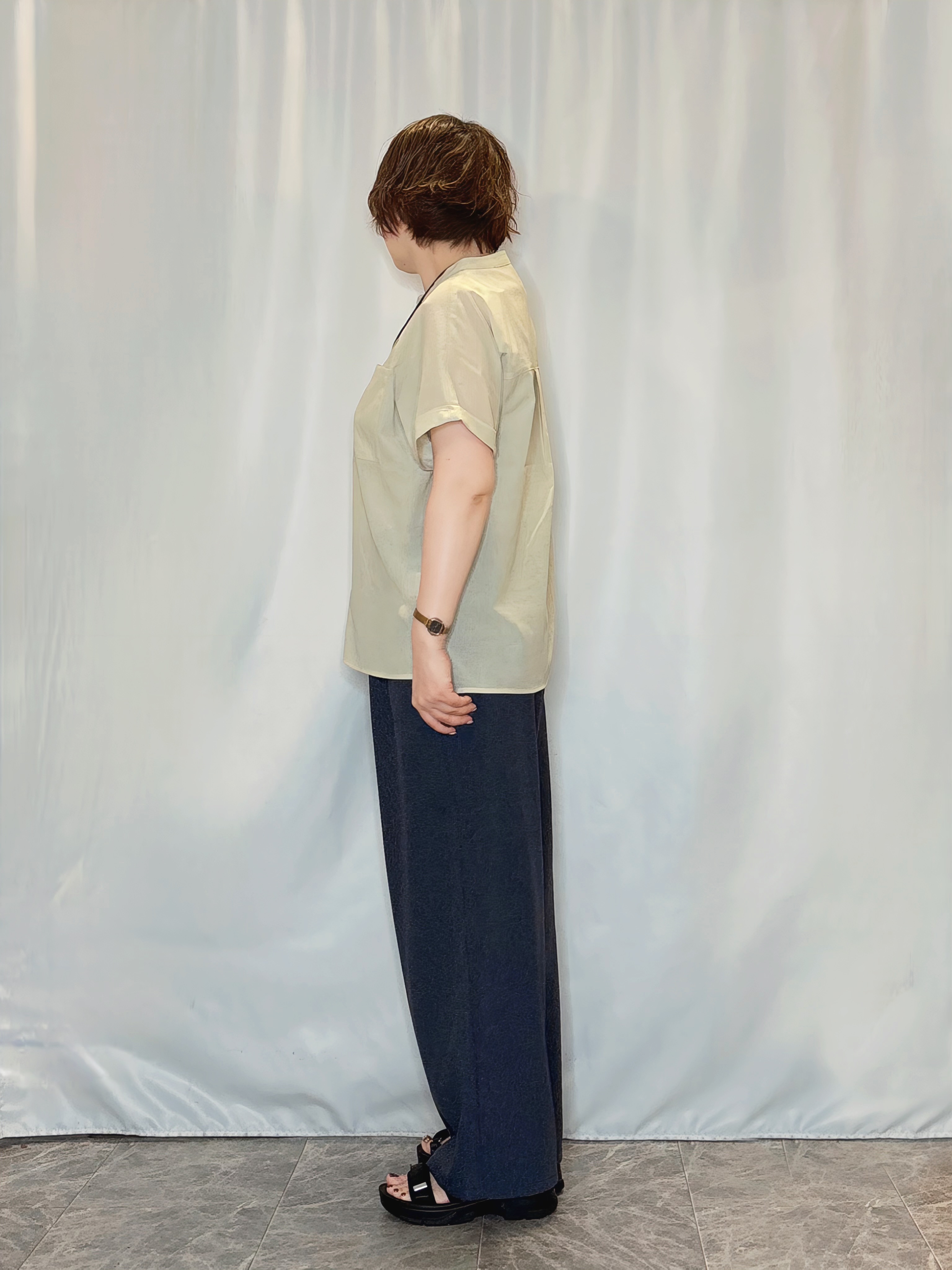 たみさんの「SHOO･LA･RUE｜【洗濯機可/ひんやり/UV】さらっとしたタッチが心地よい ショート丈 Vネックカーディガン」を使ったコーディネート