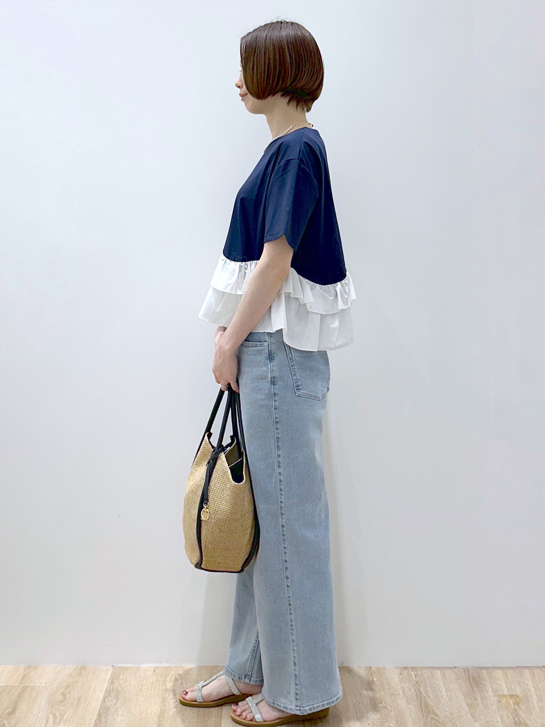 yurieさんの「OPAQUE.CLIP｜裾フリルドッキングTシャツ【洗濯機OK】」を使ったコーディネート