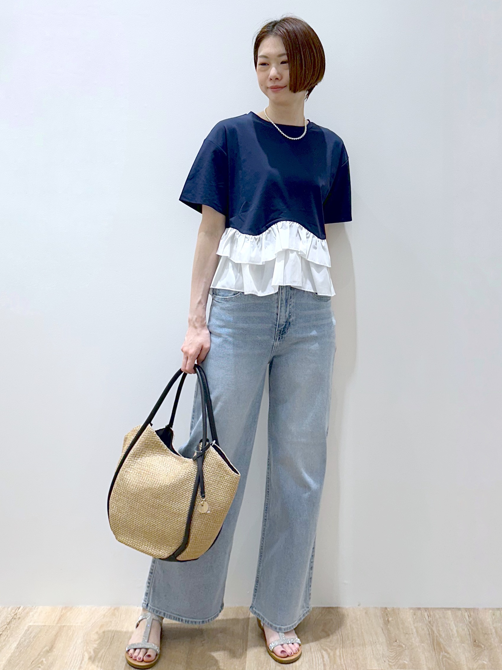 yurieさんの「OPAQUE.CLIP｜裾フリルドッキングTシャツ【洗濯機OK】」を使ったコーディネート