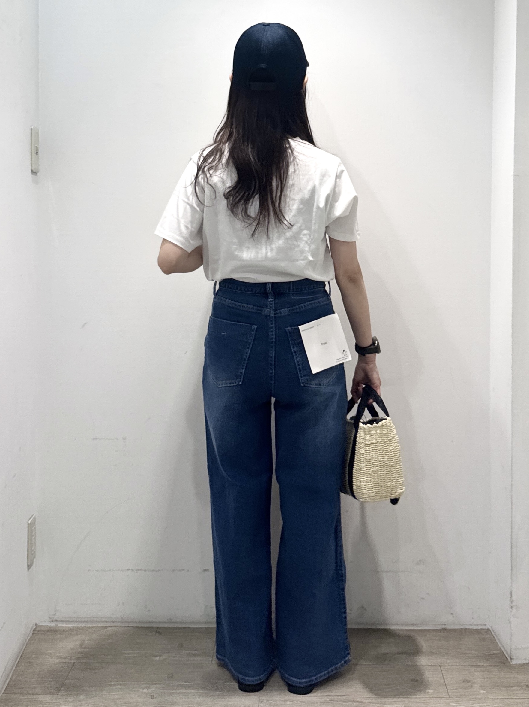 yuicciさんの「OPAQUE.CLIP｜ロゴプリント刺繍アソートTシャツ【洗濯機OK】」を使ったコーディネート
