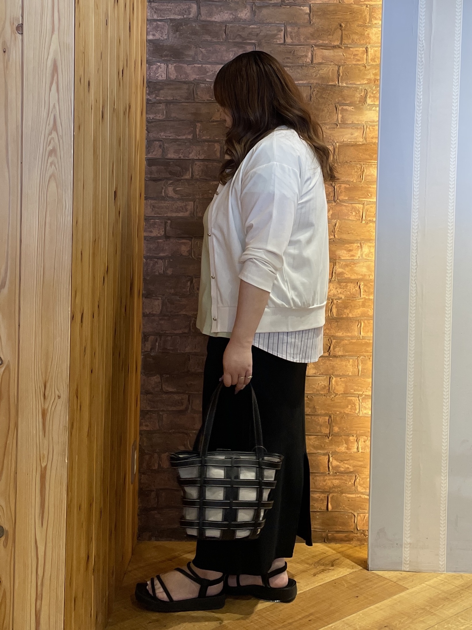 Risaさんの「SHOO･LA･RUE｜【ひんやり/UV/S-LL】着ごこちなめらか カノコ編みカーディガン」を使ったコーディネート