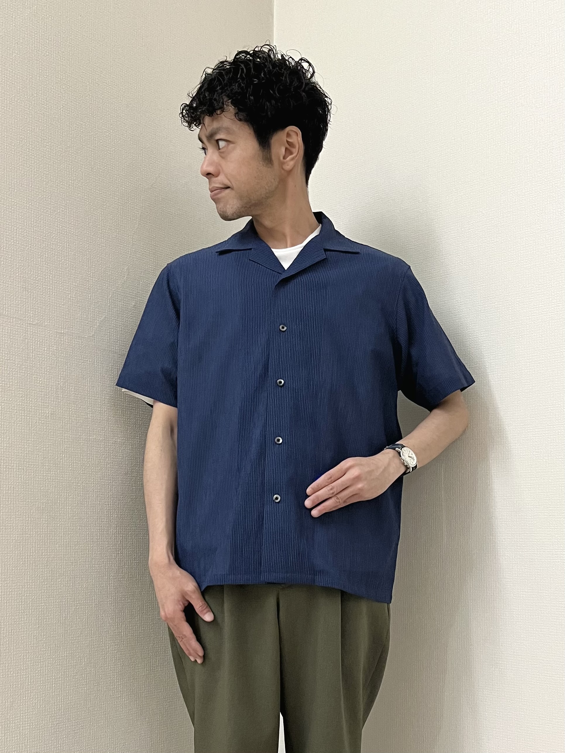URAさんの「TAKEO KIKUCHI｜【通気性】トリコットサッカー オープンカラー シャツ」を使ったコーディネート
