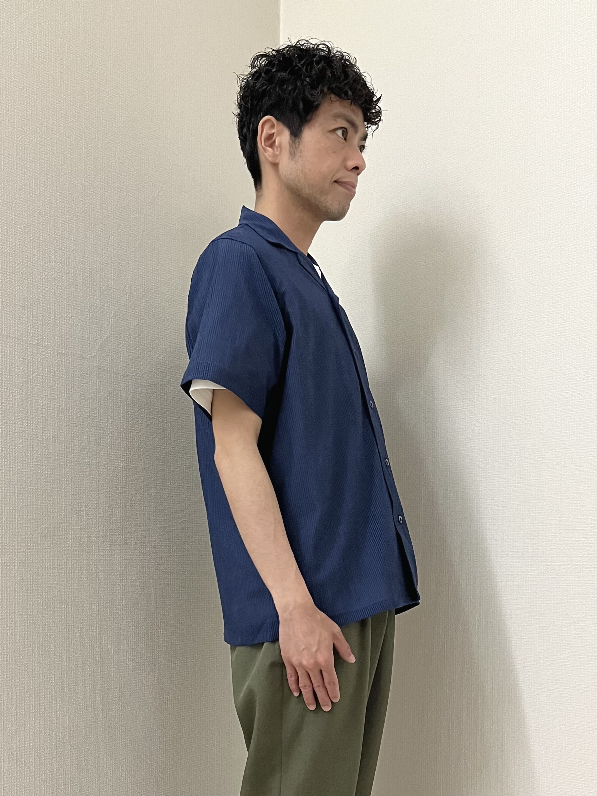 URAさんの「TAKEO KIKUCHI｜【通気性】トリコットサッカー オープンカラー シャツ」を使ったコーディネート