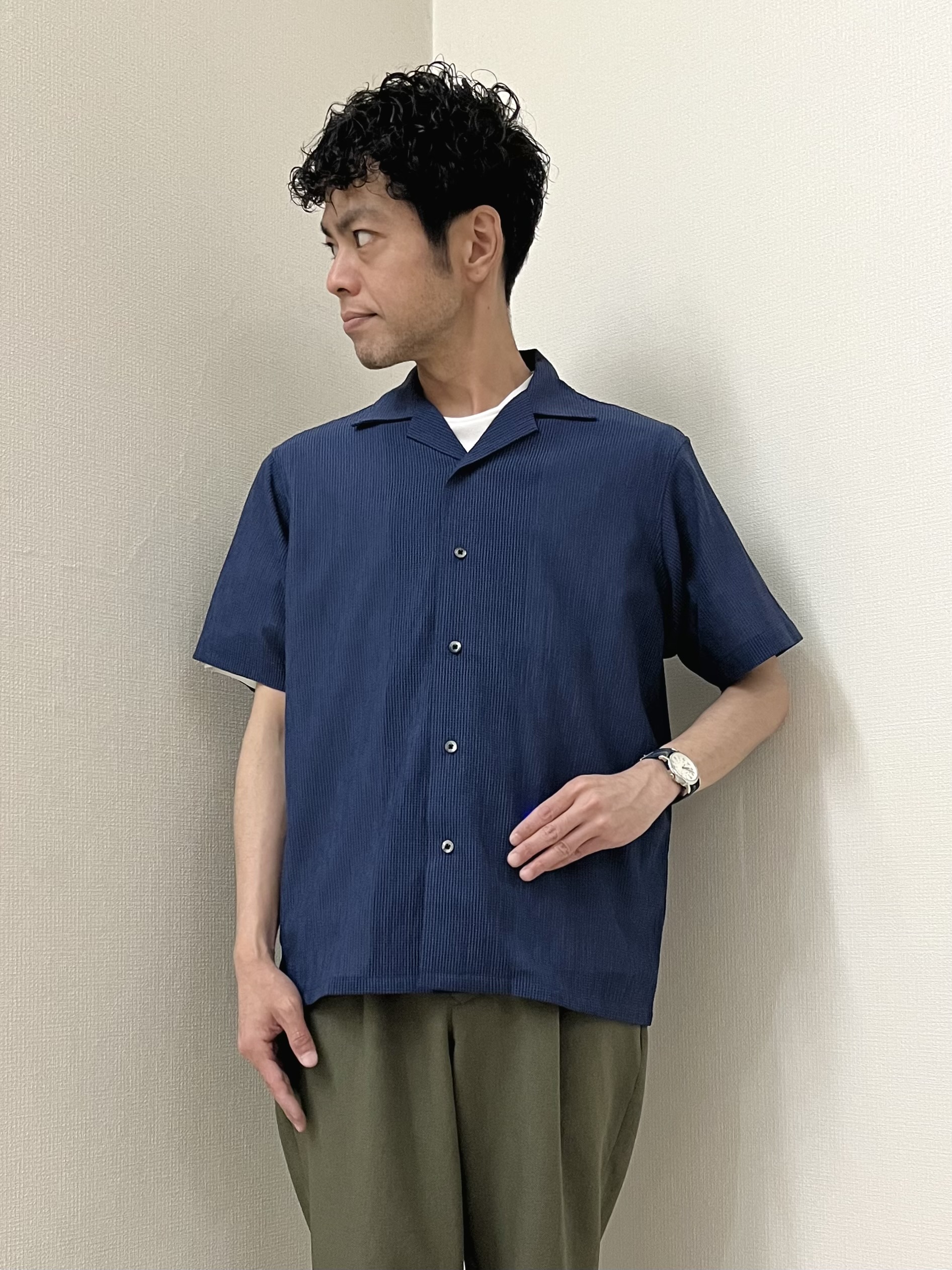 URAさんの「TAKEO KIKUCHI｜【通気性】トリコットサッカー オープンカラー シャツ」を使ったコーディネート