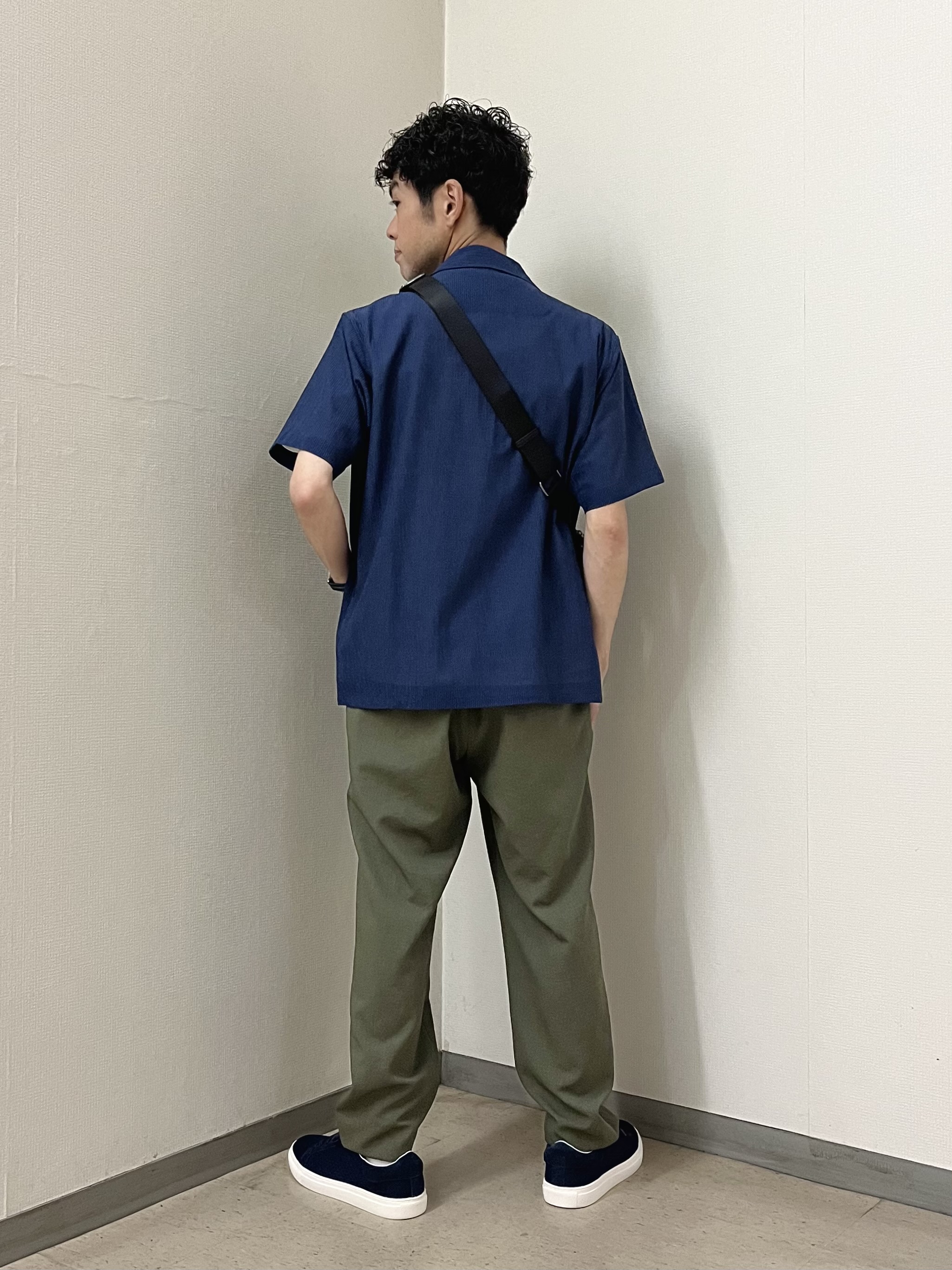 URAさんの「TAKEO KIKUCHI｜【通気性】トリコットサッカー オープンカラー シャツ」を使ったコーディネート