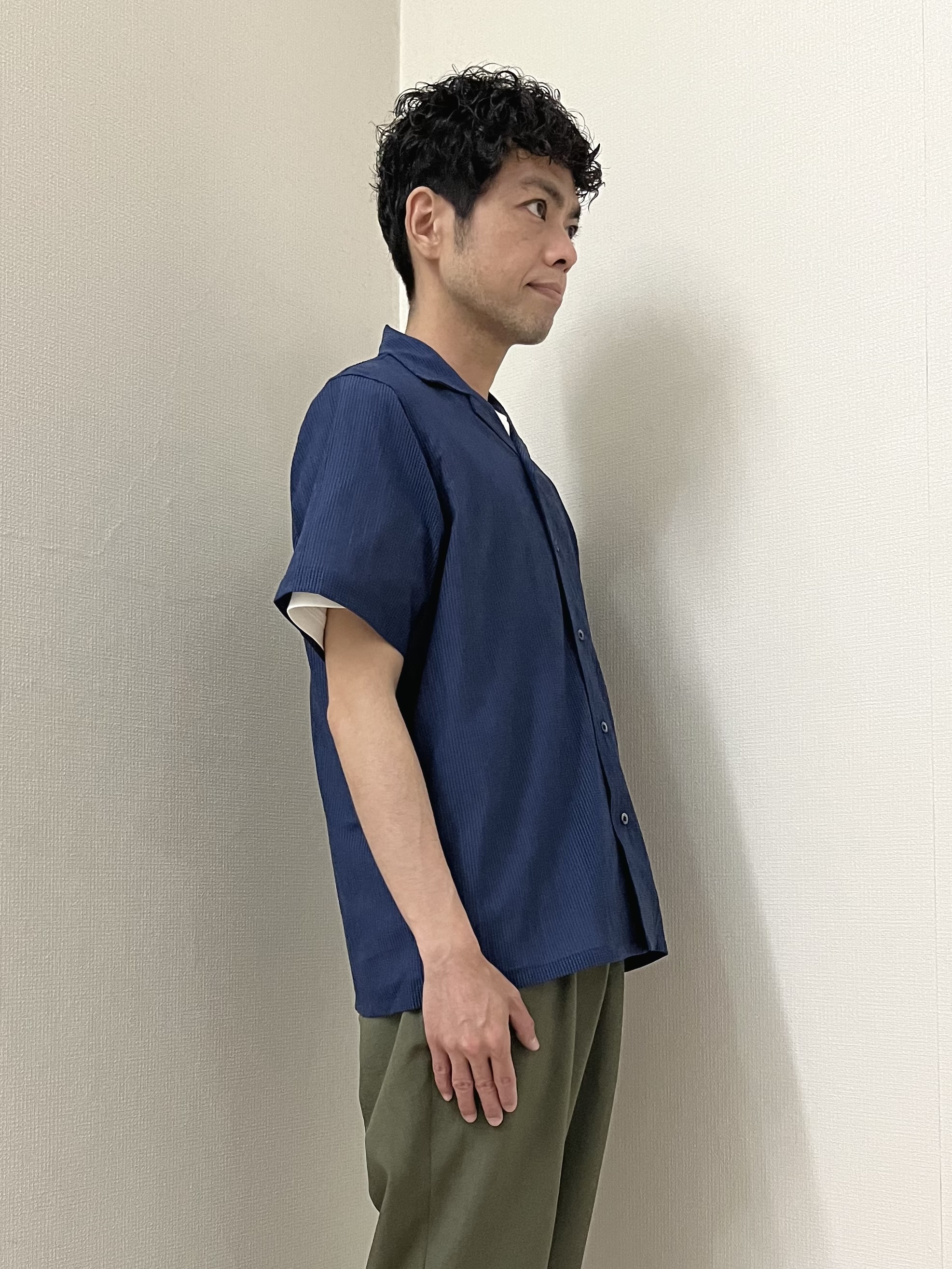 URAさんの「TAKEO KIKUCHI｜【通気性】トリコットサッカー オープンカラー シャツ」を使ったコーディネート
