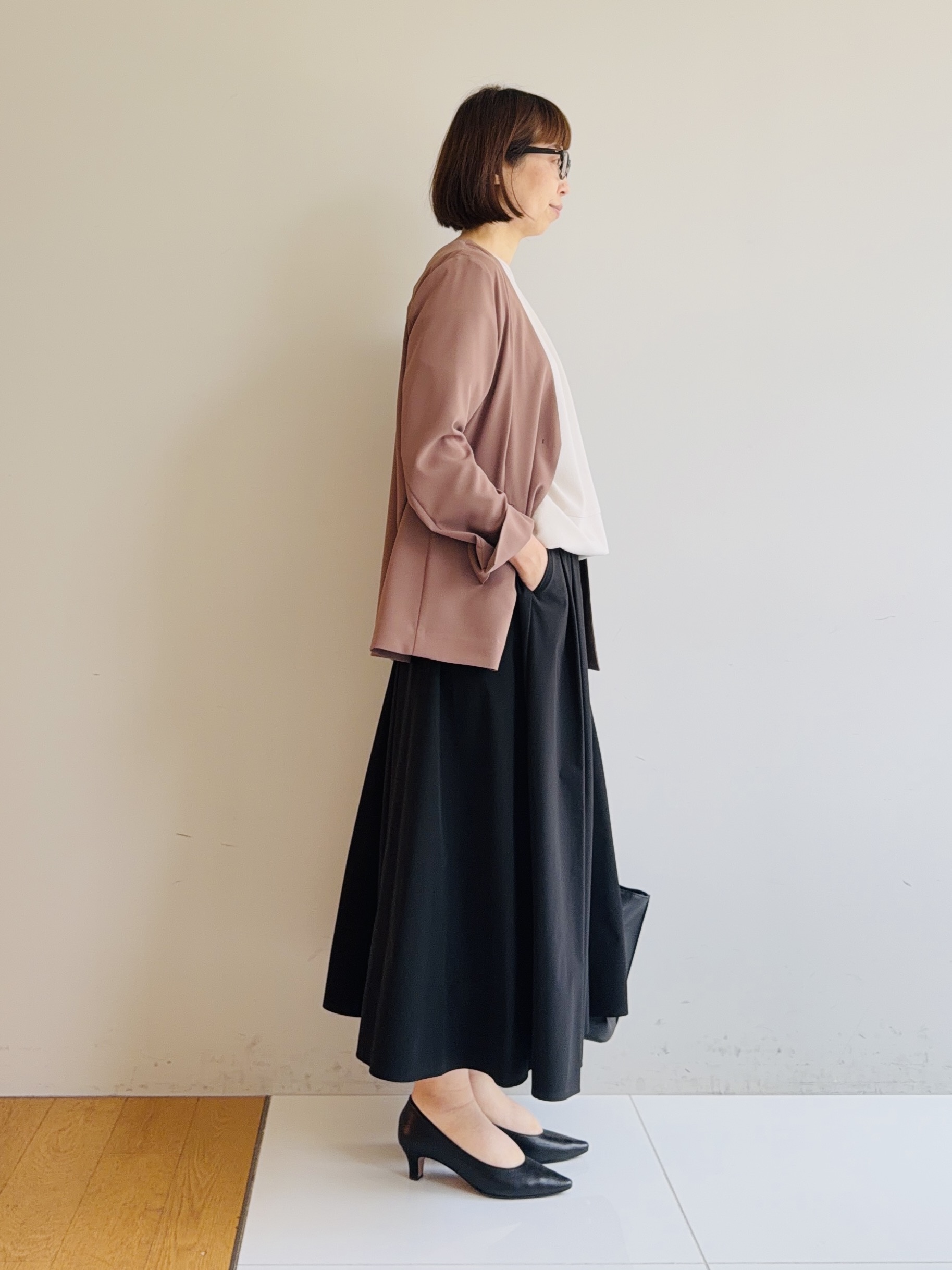 murayamaさんの「INDIVI｜【さらに軽く軽快！／着る日傘】ノーカラージャケット」を使ったコーディネート