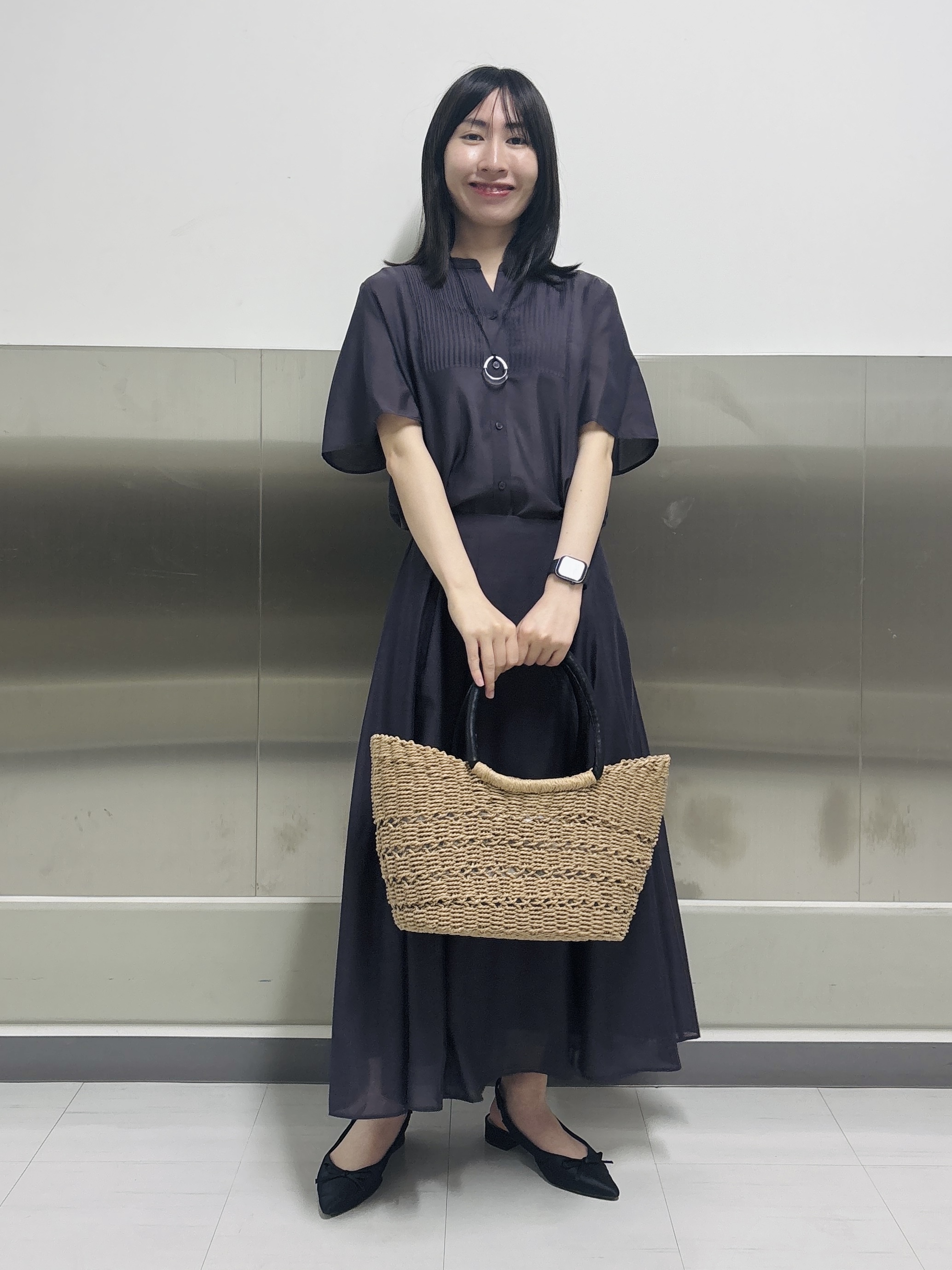 Yoshimiさんの「INDIVI｜【接触冷感/洗える】シアーシャンブレーピンタックブラウス」を使ったコーディネート