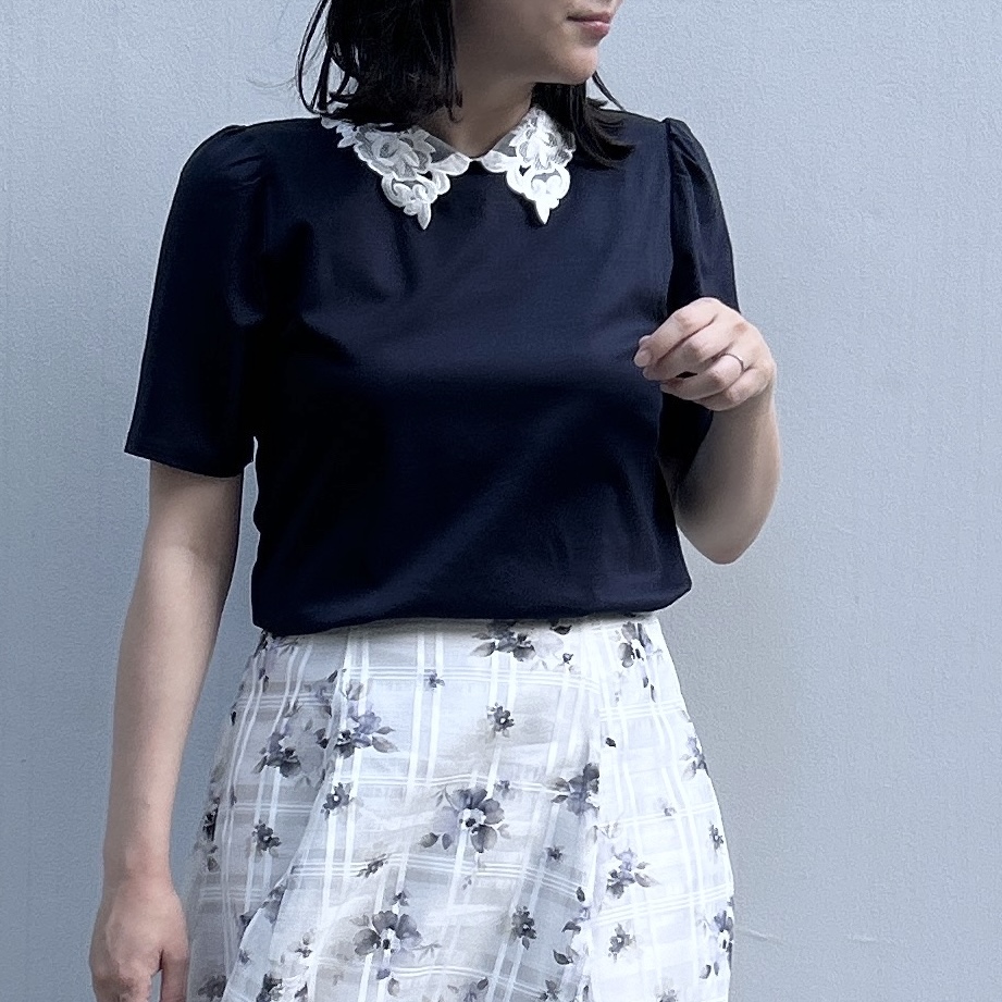 shinoさんの「Couture brooch｜【UVカット・接触冷感・洗える】襟レース トップス」を使ったコーディネート