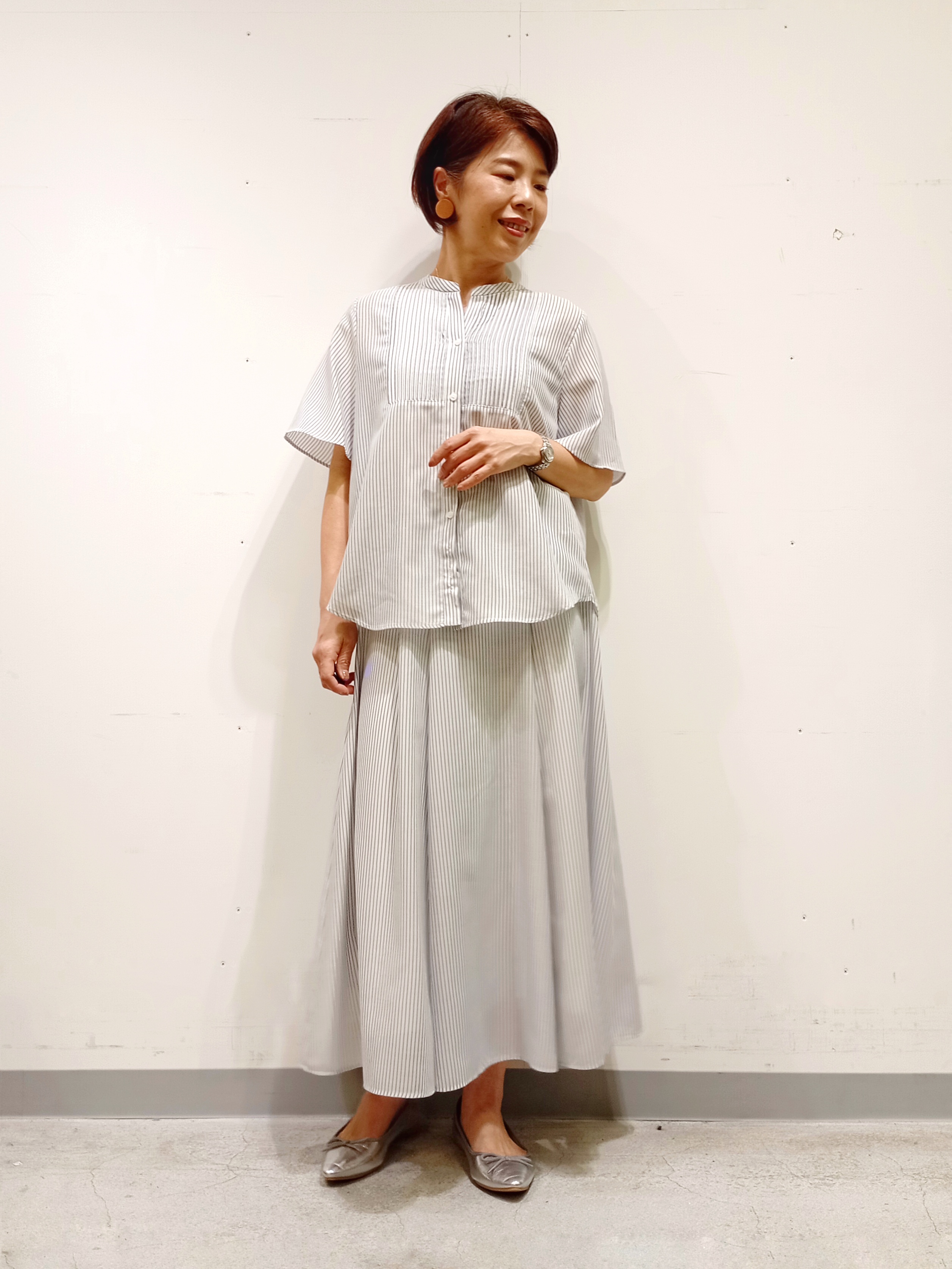 Kさんの「INDIVI｜【接触冷感/洗える】シアーシャンブレーピンタックブラウス」を使ったコーディネート