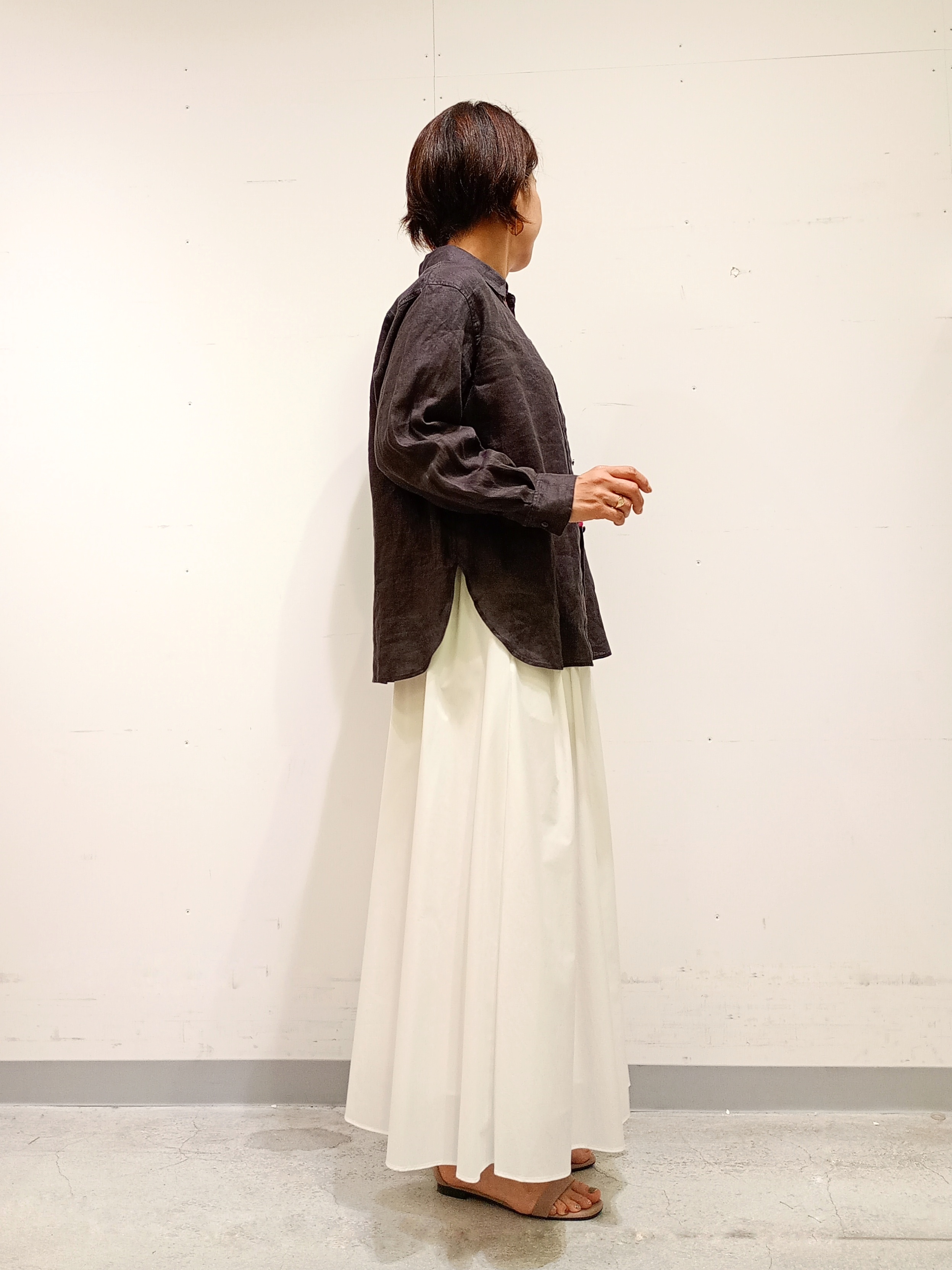 Kさんの「INDIVI｜【接触冷感／2WAY】カシュクールリネンシャツ」を使ったコーディネート