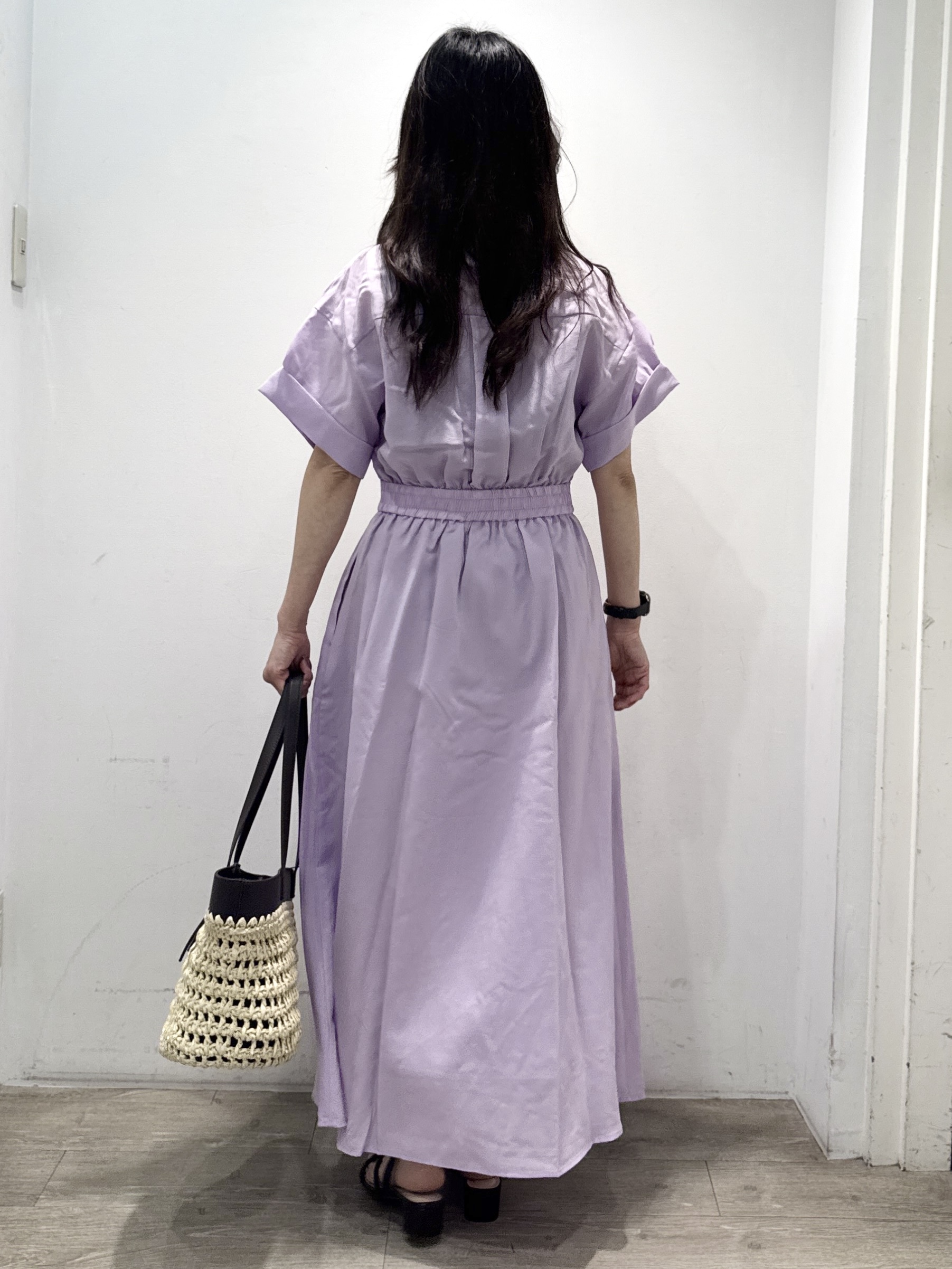 yuicciさんの「OPAQUE.CLIP｜【接触冷感／吸水速乾】リネンライク シャツワンピース《洗濯機OK》」を使ったコーディネート