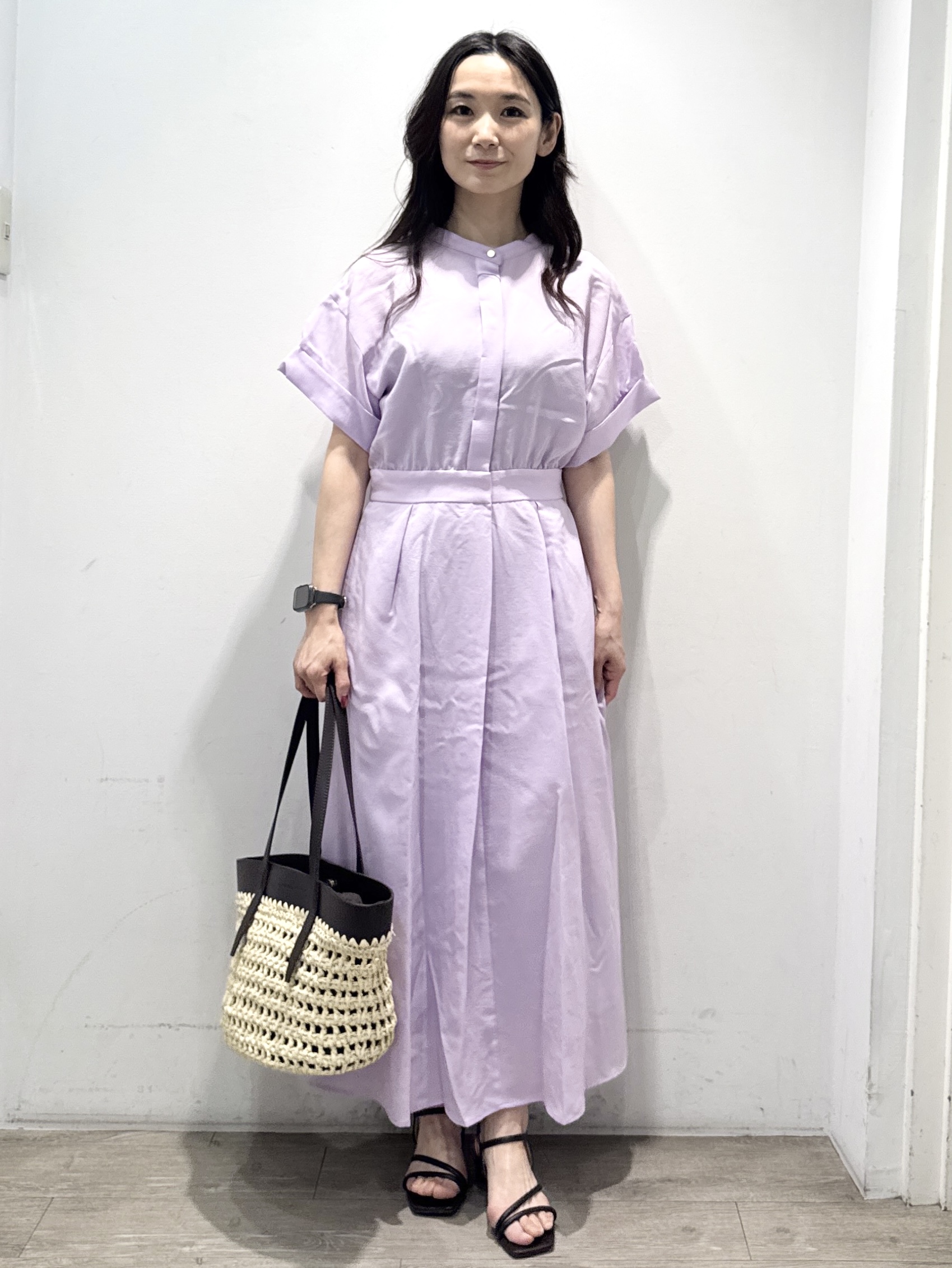 yuicciさんの「OPAQUE.CLIP｜【接触冷感／吸水速乾】リネンライク シャツワンピース《洗濯機OK》」を使ったコーディネート