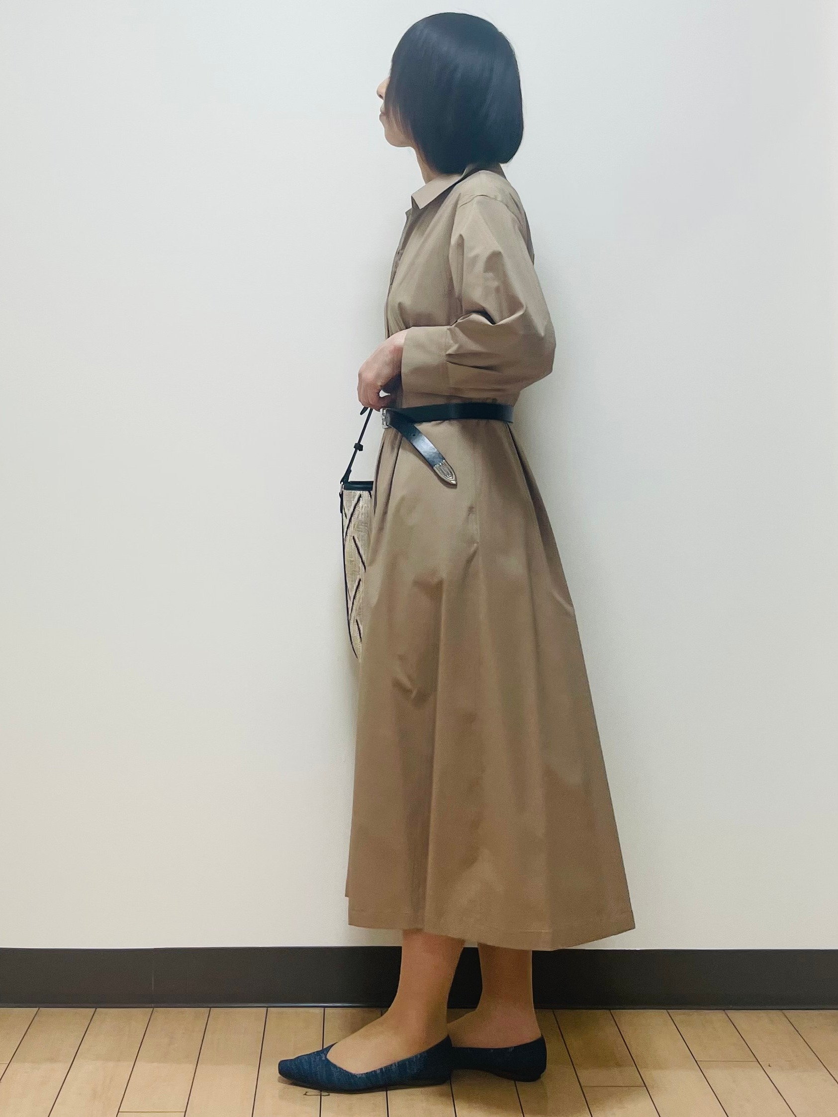 Riiさんの「Reflect｜タイプライターシャツロングワンピース」を使ったコーディネート