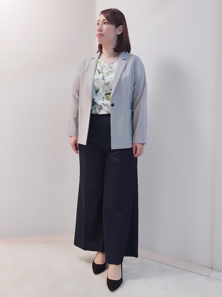 エリさんの「Reflect｜【SS-4Lサイズ／接触冷感／シワになりにくい】リラクシーテーラードジャケット」を使ったコーディネート