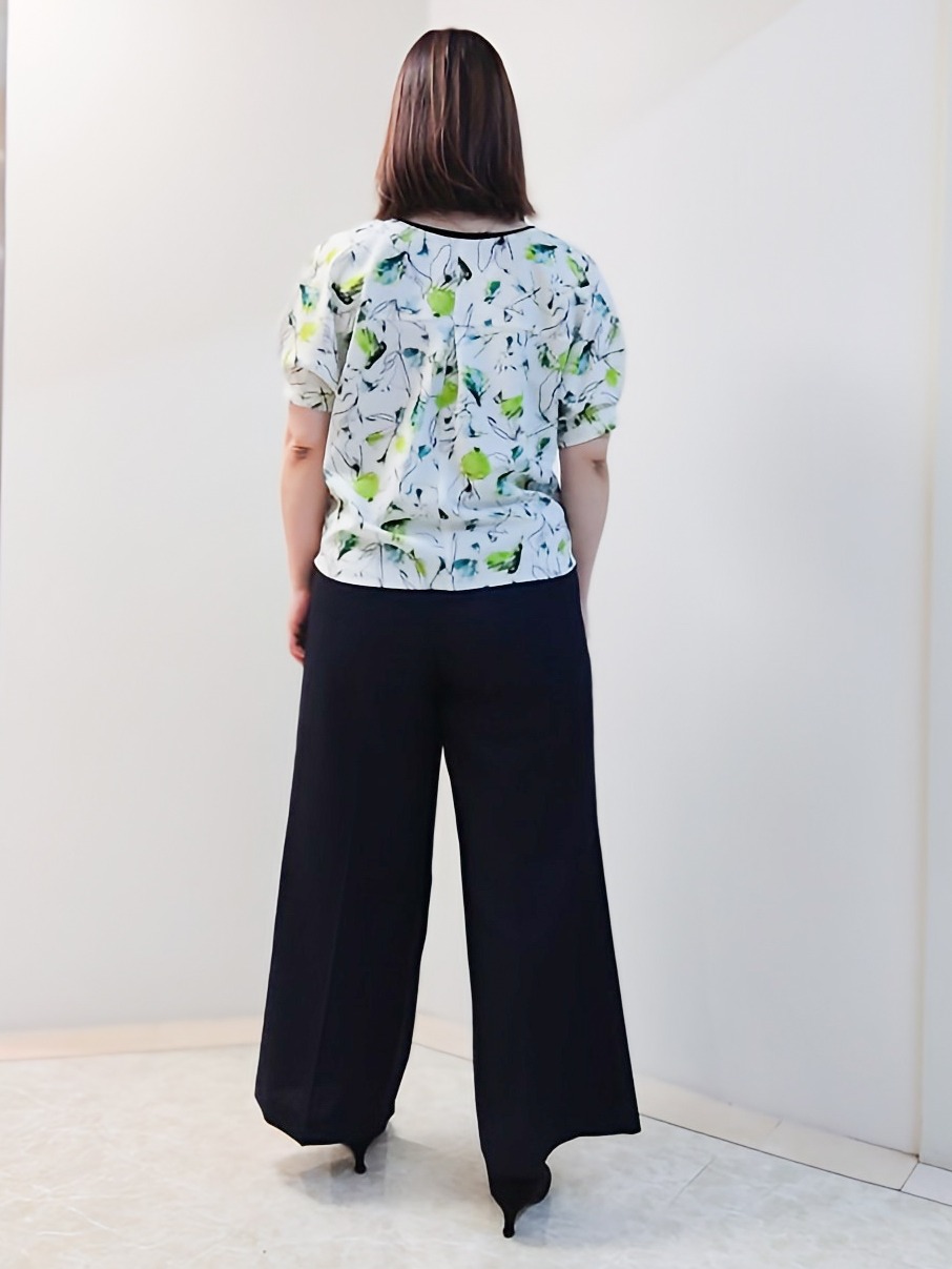 エリさんの「Reflect｜【SS-4Lサイズ／接触冷感／シワになりにくい】リラクシーテーラードジャケット」を使ったコーディネート