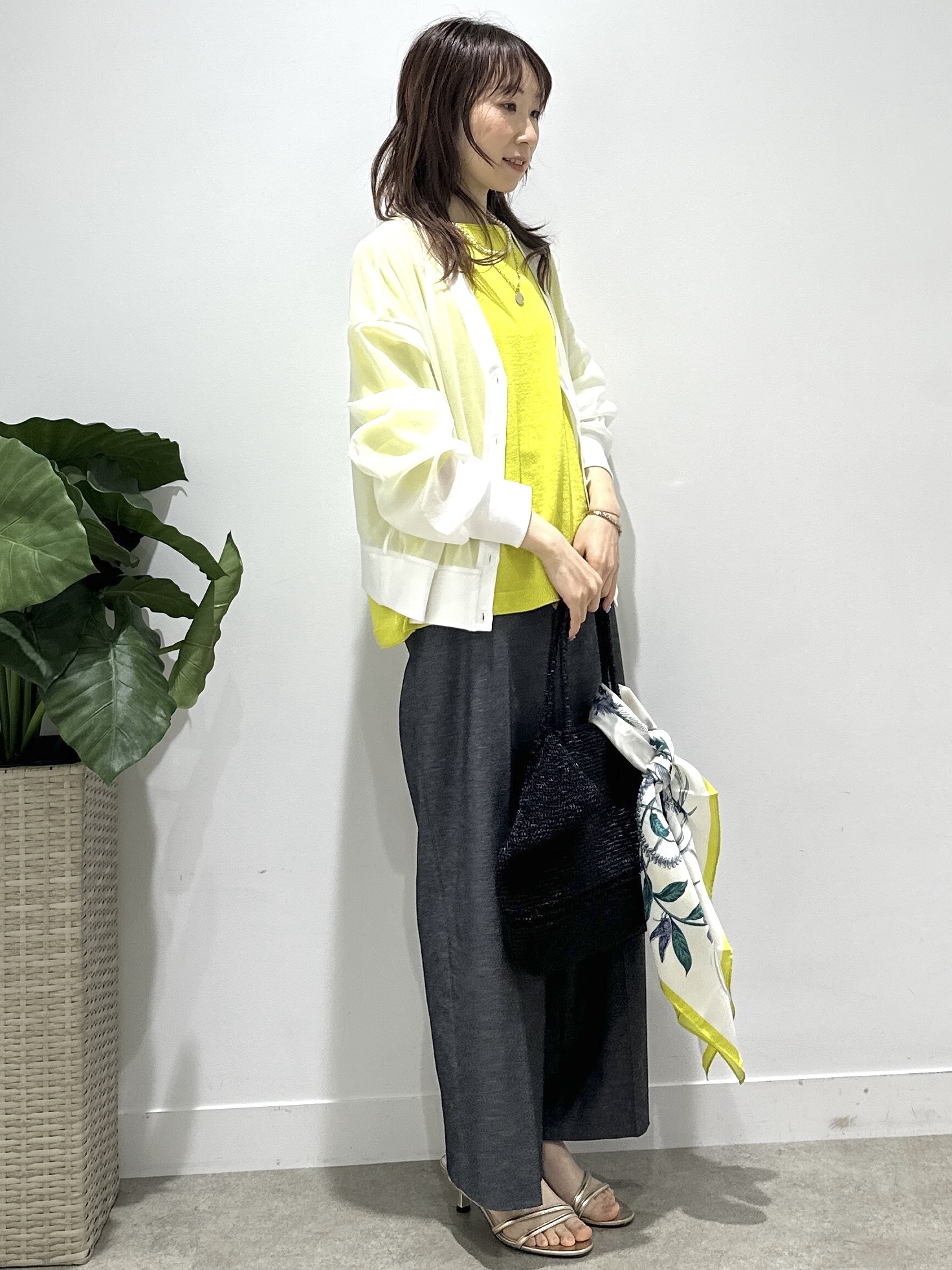 Miwaさんの「UNTITLED｜【ゆったり/リラクシー】リネンボートネックプルオーバー」を使ったコーディネート
