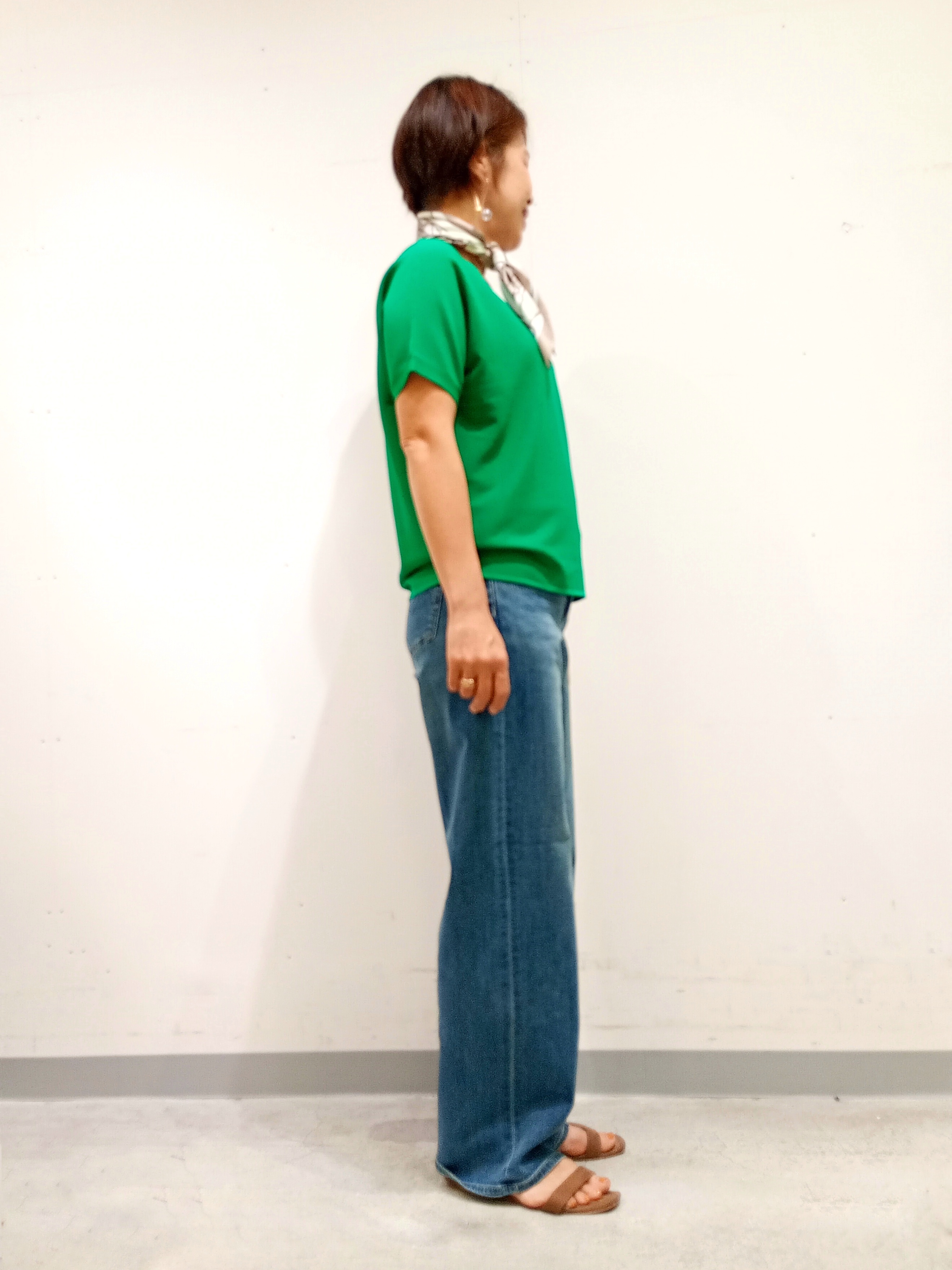 Kさんの「INDIVI｜【洗える】ガーター編みVネックニットT」を使ったコーディネート