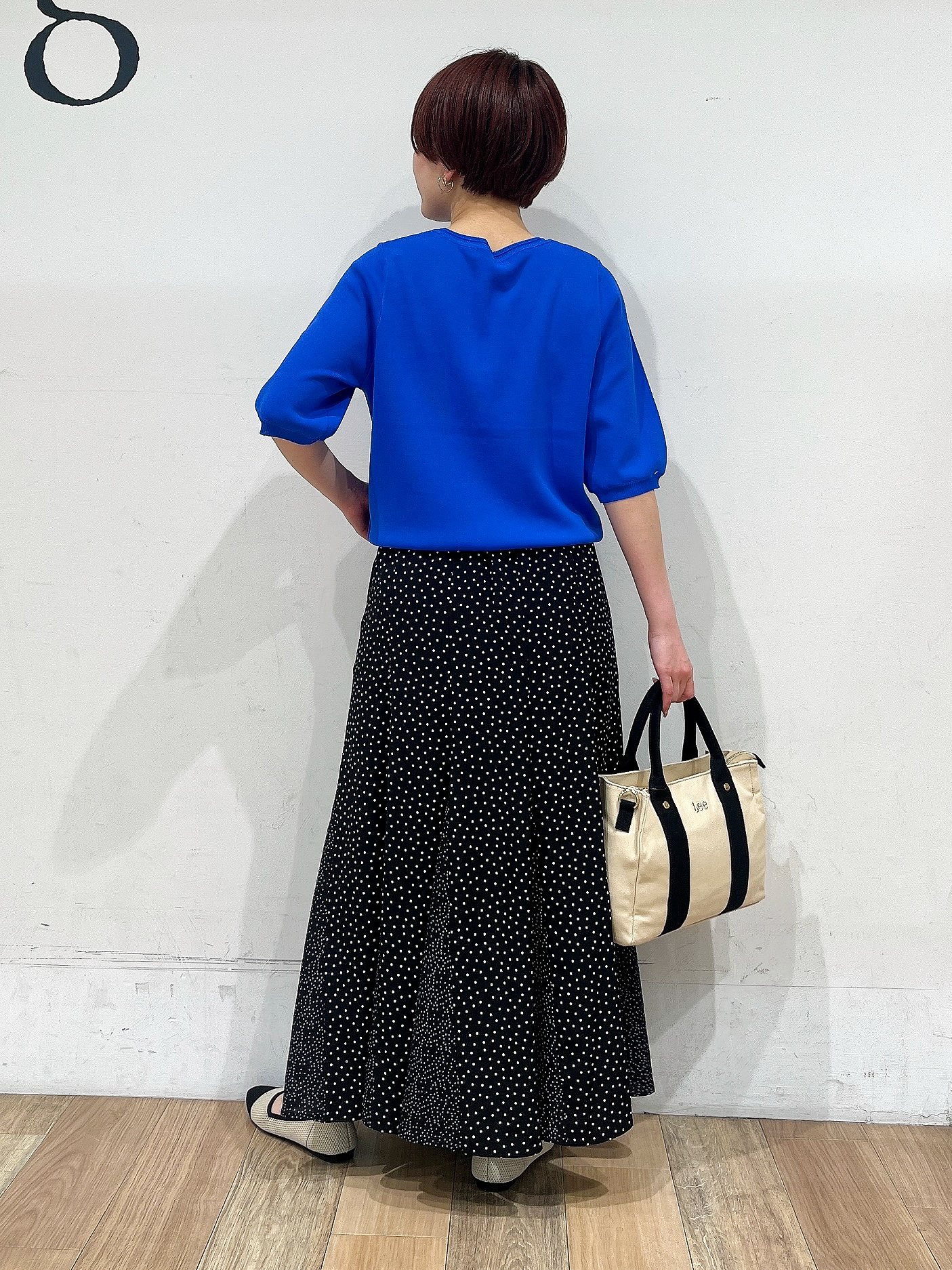 山さんさんの「grove｜【貴島明日香さん着用】ラメメッシュキーネックカーディガン」を使ったコーディネート