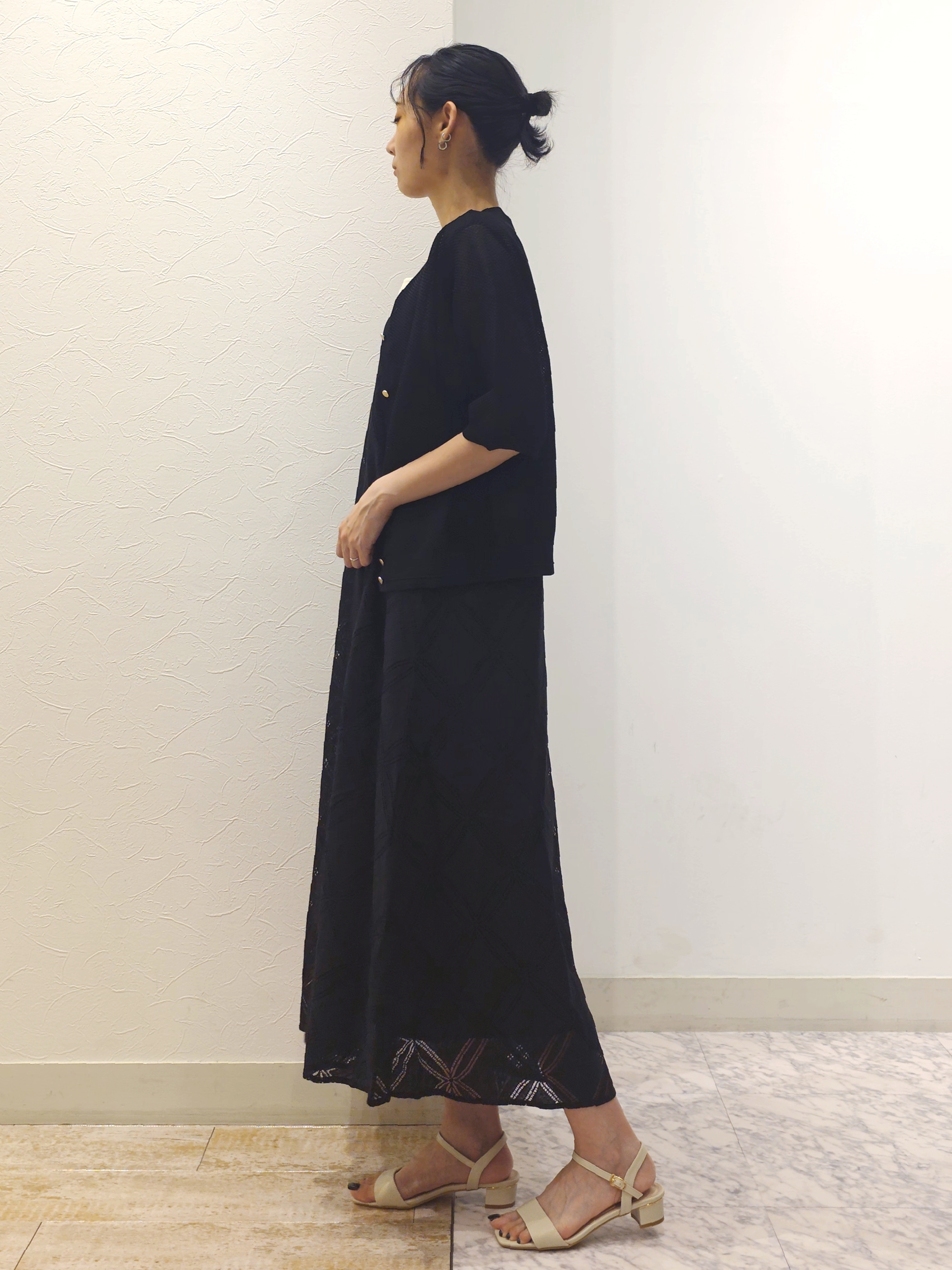 ケイさんの「grove｜【貴島明日香さん着用・洗える】透けない、大人のメッシュカーディガン」を使ったコーディネート