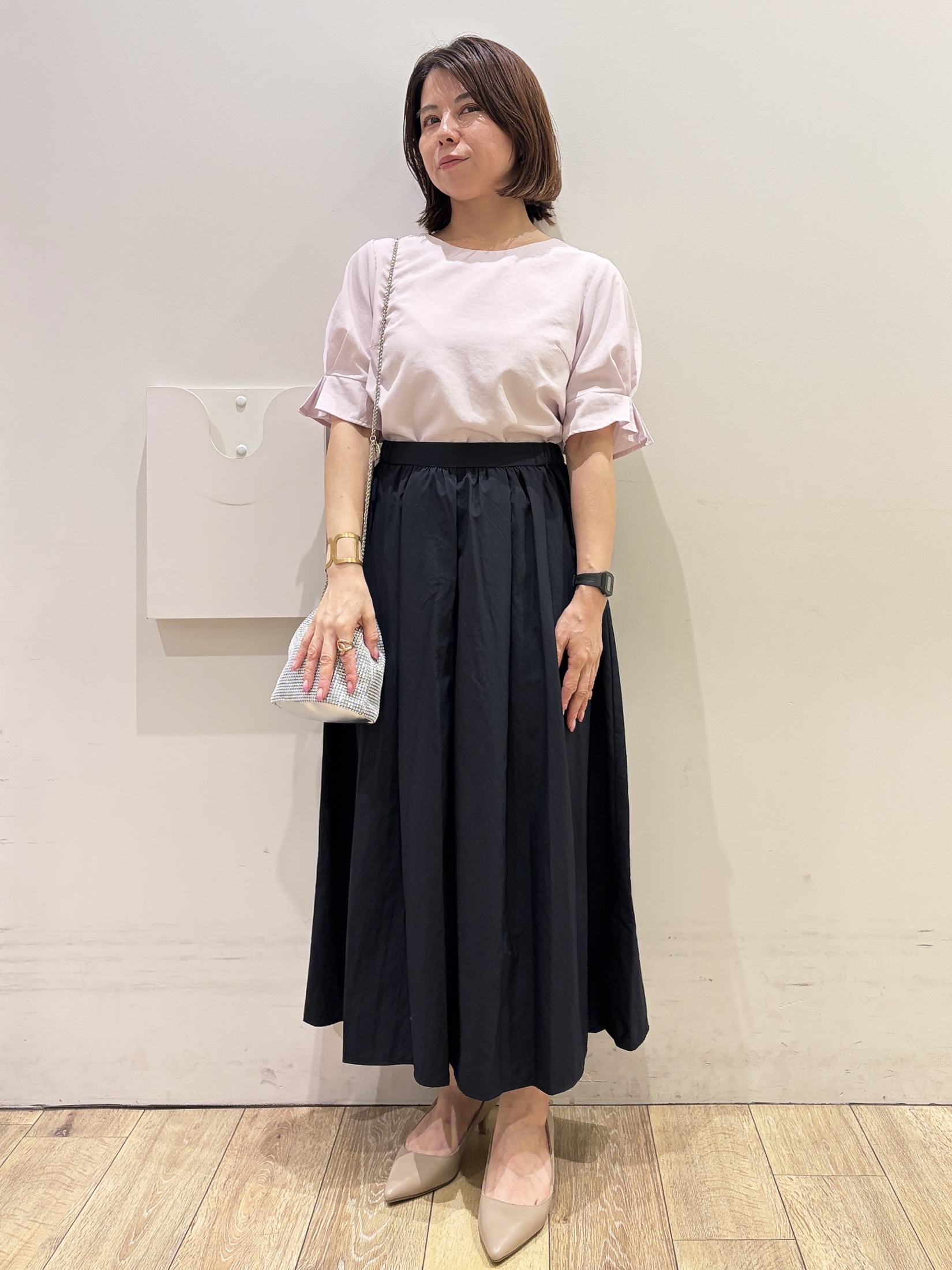 YUKOさんの「index｜【接触冷感】タックパフスリーブブラウス《吸水速乾／防シワ／洗濯機OK／XS～3L／6col》」を使ったコーディネート