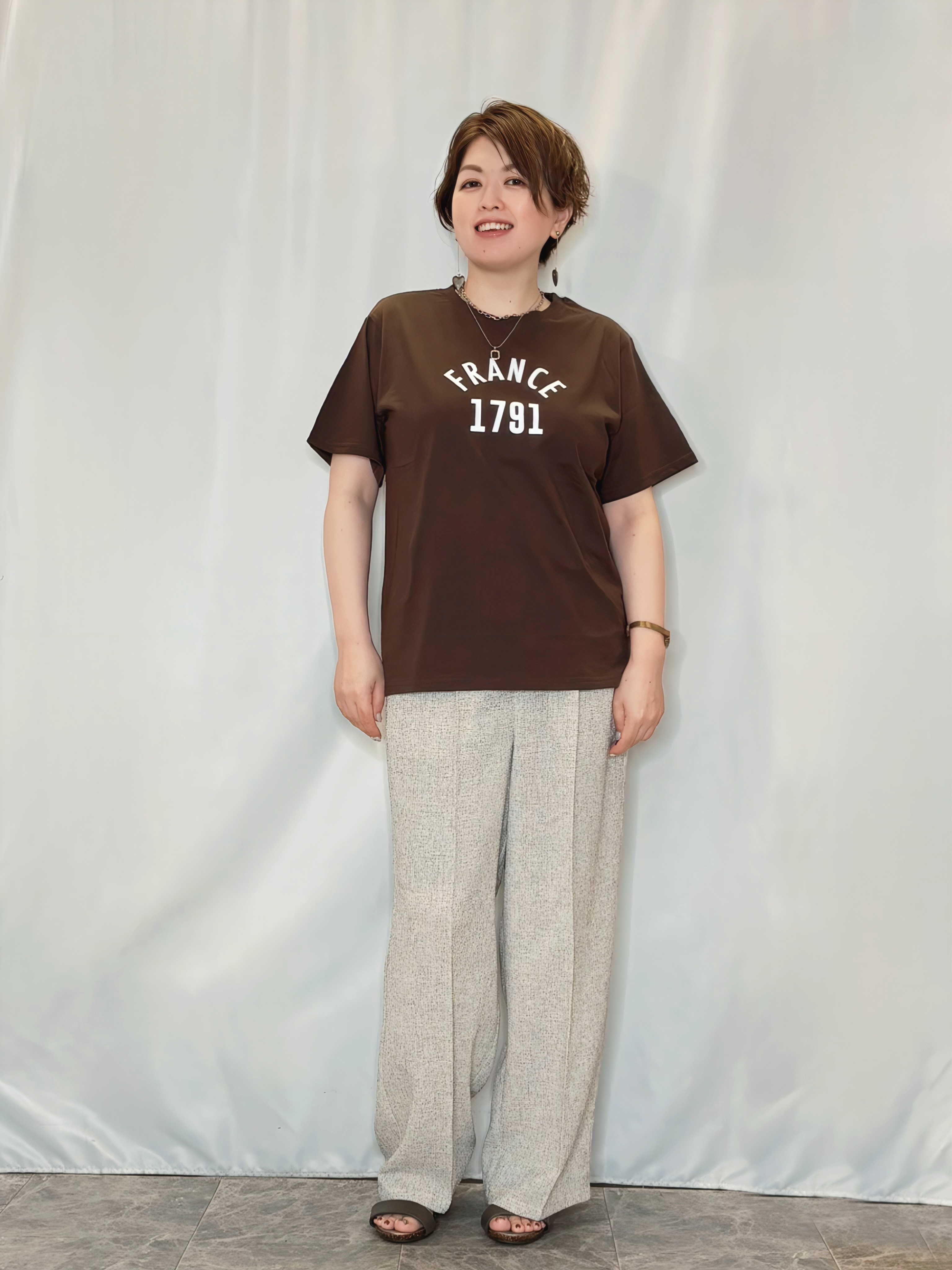 たみさんの「SHOO･LA･RUE｜【ひんやり/洗濯機可/S-LL】オンにもオフにも マルチに使えるボタンレスカーディガン」を使ったコーディネート