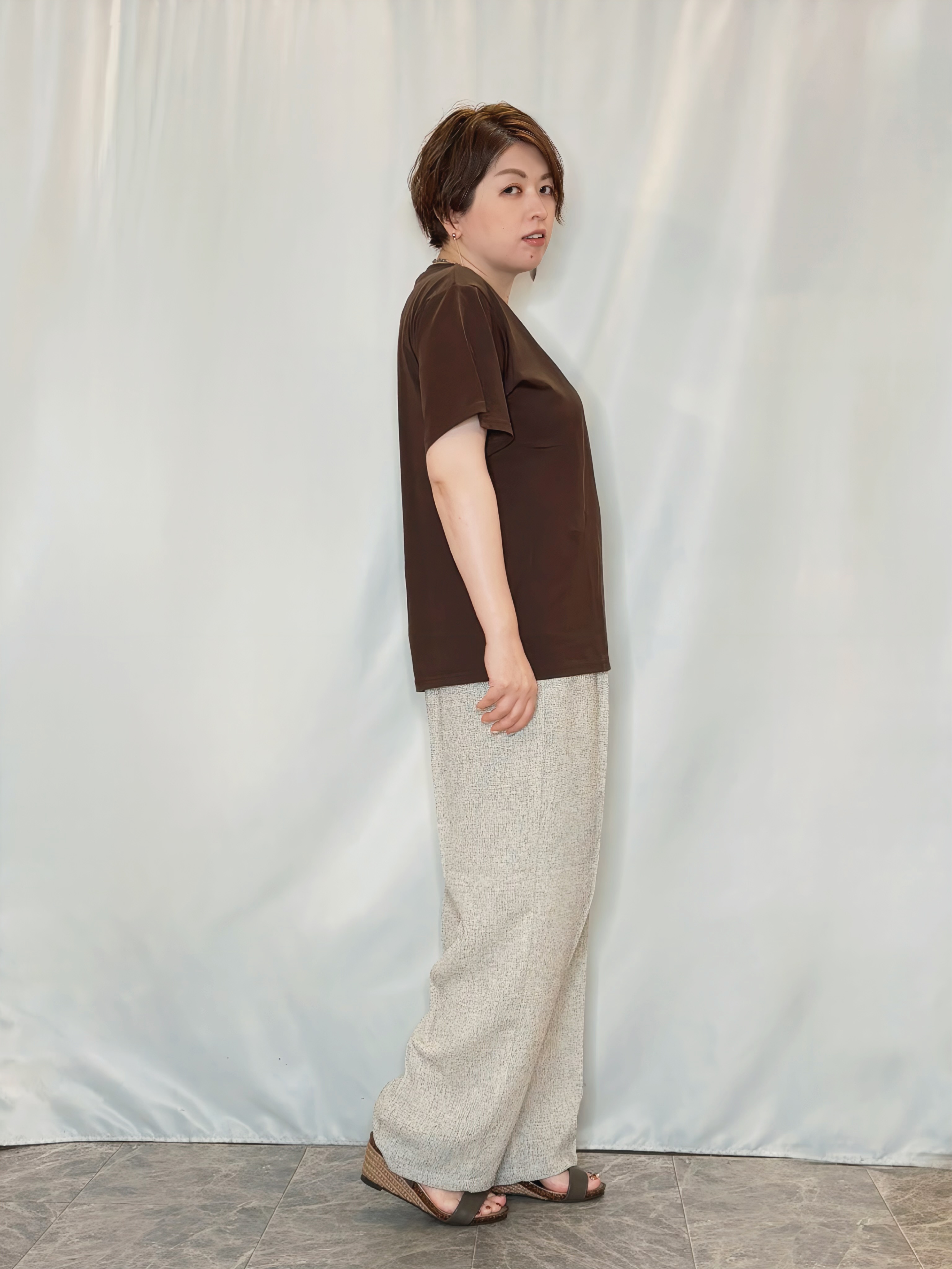 たみさんの「SHOO･LA･RUE｜【ひんやり/洗濯機可/S-LL】オンにもオフにも マルチに使えるボタンレスカーディガン」を使ったコーディネート