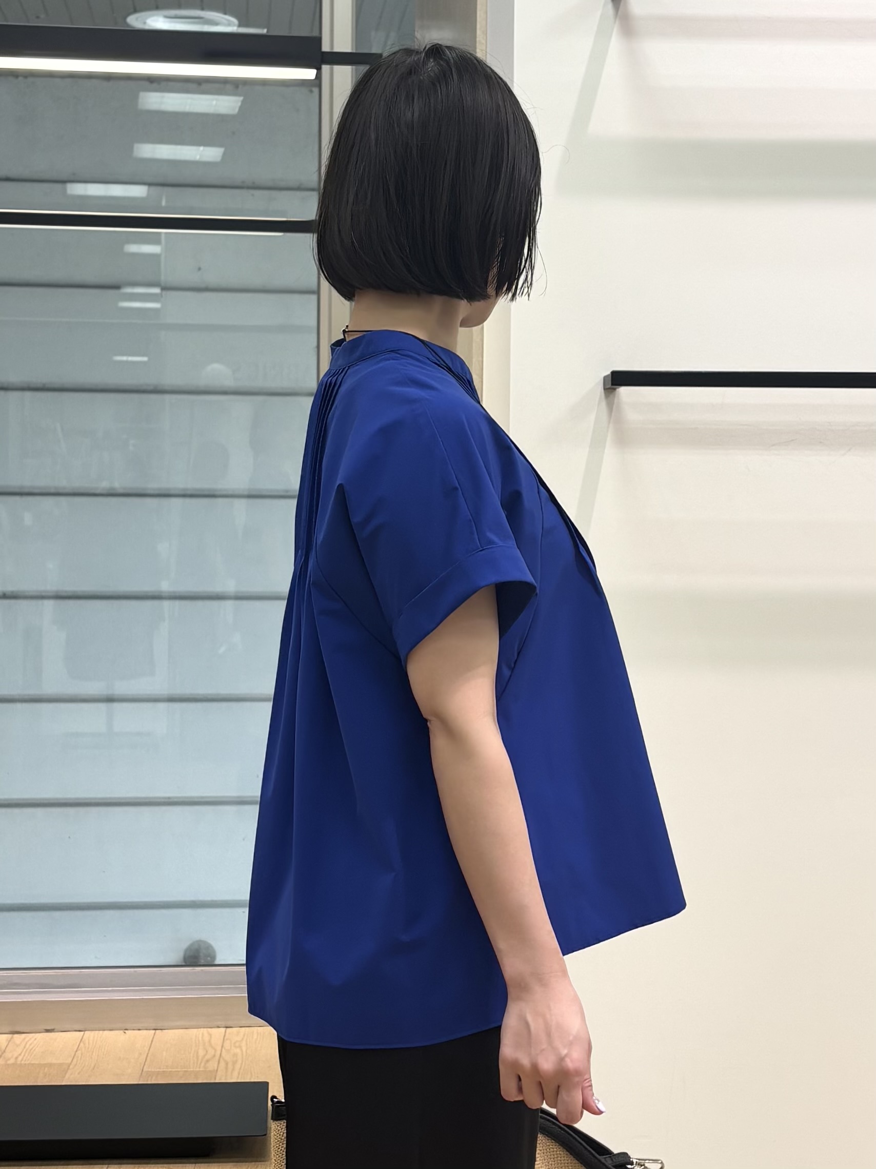 asamiさんの「INDIVI｜【撥水／UVケア／SETUP可能】軽量タックスキッパーブラウス」を使ったコーディネート