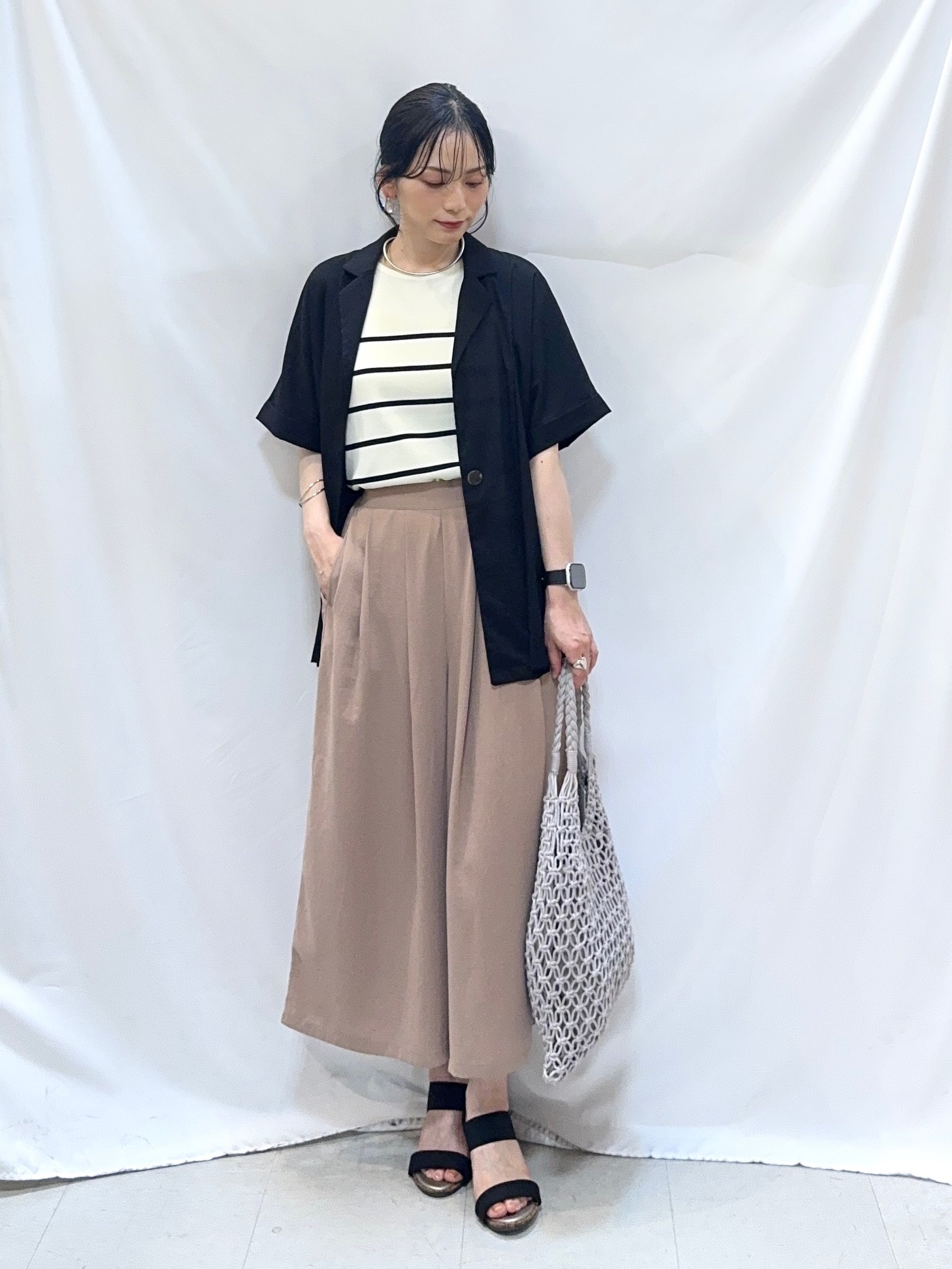 𝐇𝐢𝐫𝐨𝐦𝐢さんの「SHOO･LA･RUE｜【高レビュー/洗濯機可/セットアップ可】軽凛(かろりん) ひんやり半袖ジャケット」を使ったコーディネート