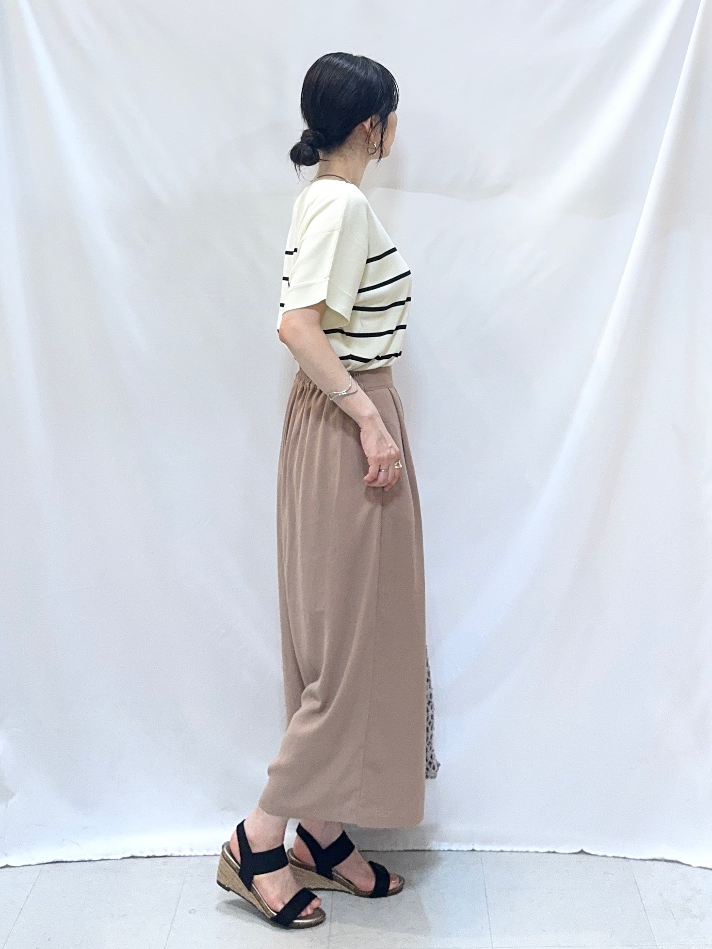 𝐇𝐢𝐫𝐨𝐦𝐢さんの「SHOO･LA･RUE｜【高レビュー/洗濯機可/セットアップ可】軽凛(かろりん) ひんやり半袖ジャケット」を使ったコーディネート
