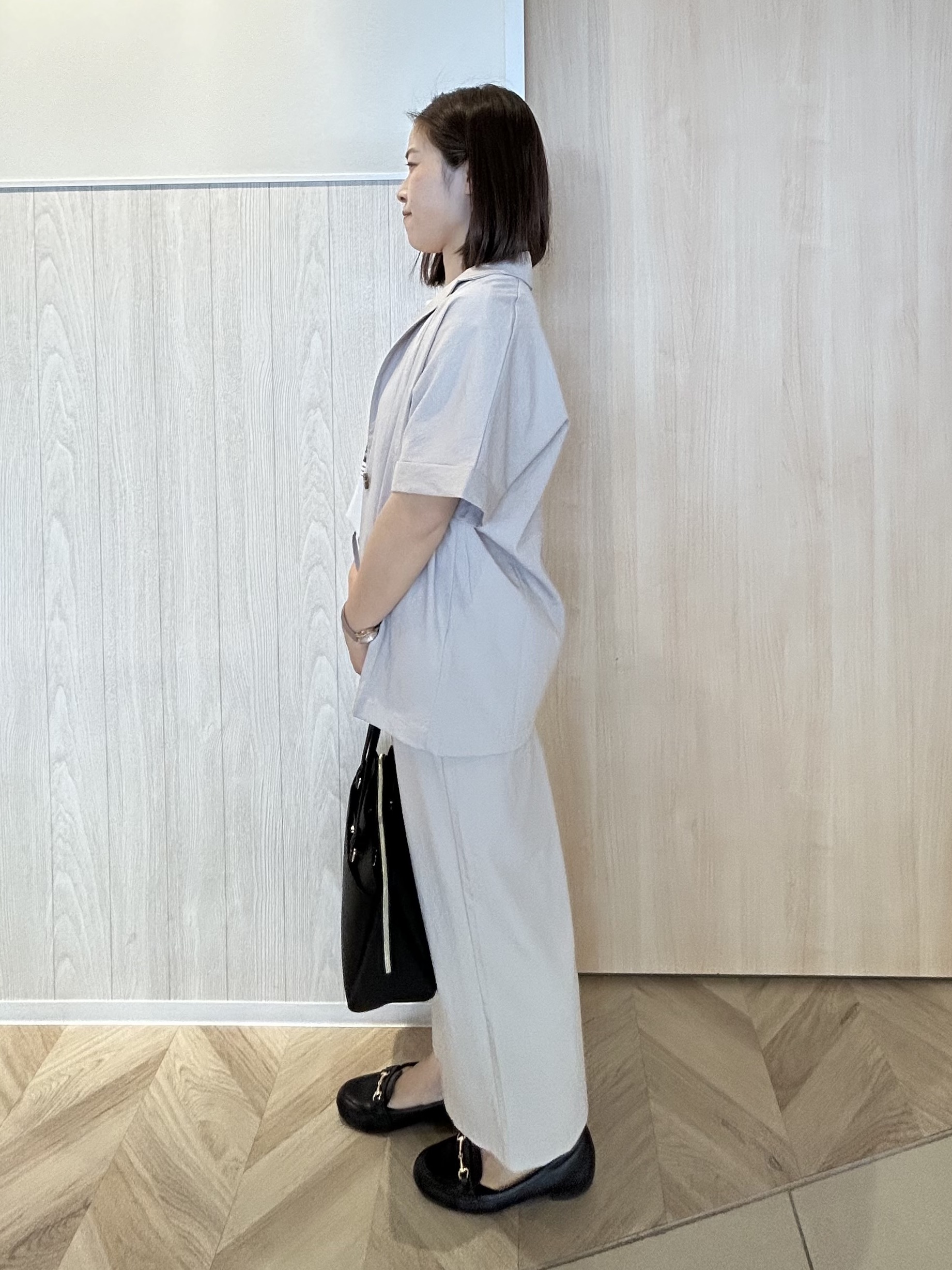 tomoさんの「SHOO･LA･RUE｜【高レビュー/洗濯機可/セットアップ可】軽凛(かろりん) ひんやり半袖ジャケット」を使ったコーディネート