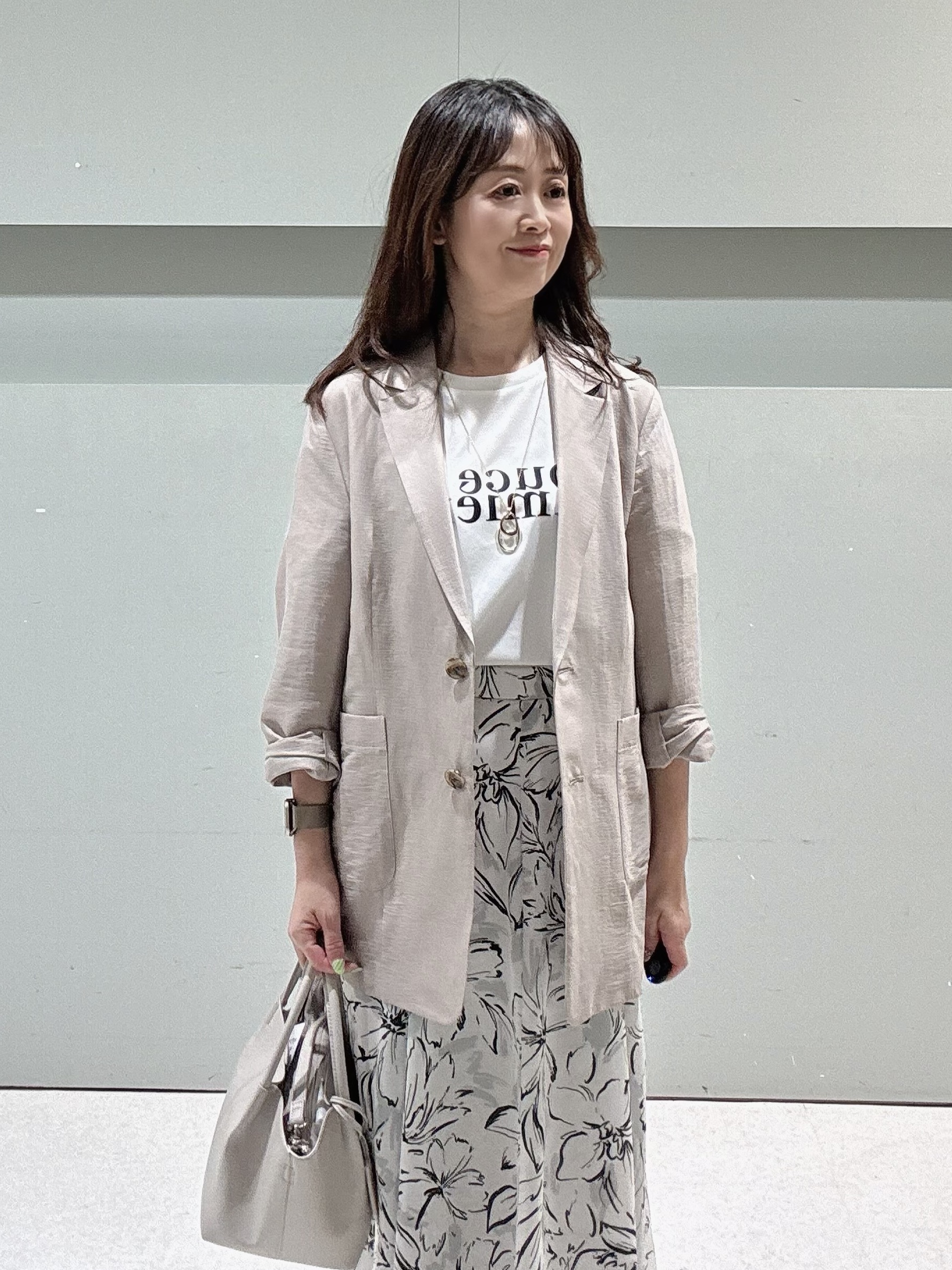 makiさんの「UNTITLED｜【程よいシアー感/洗える】エアリーバイオジャケット」を使ったコーディネート