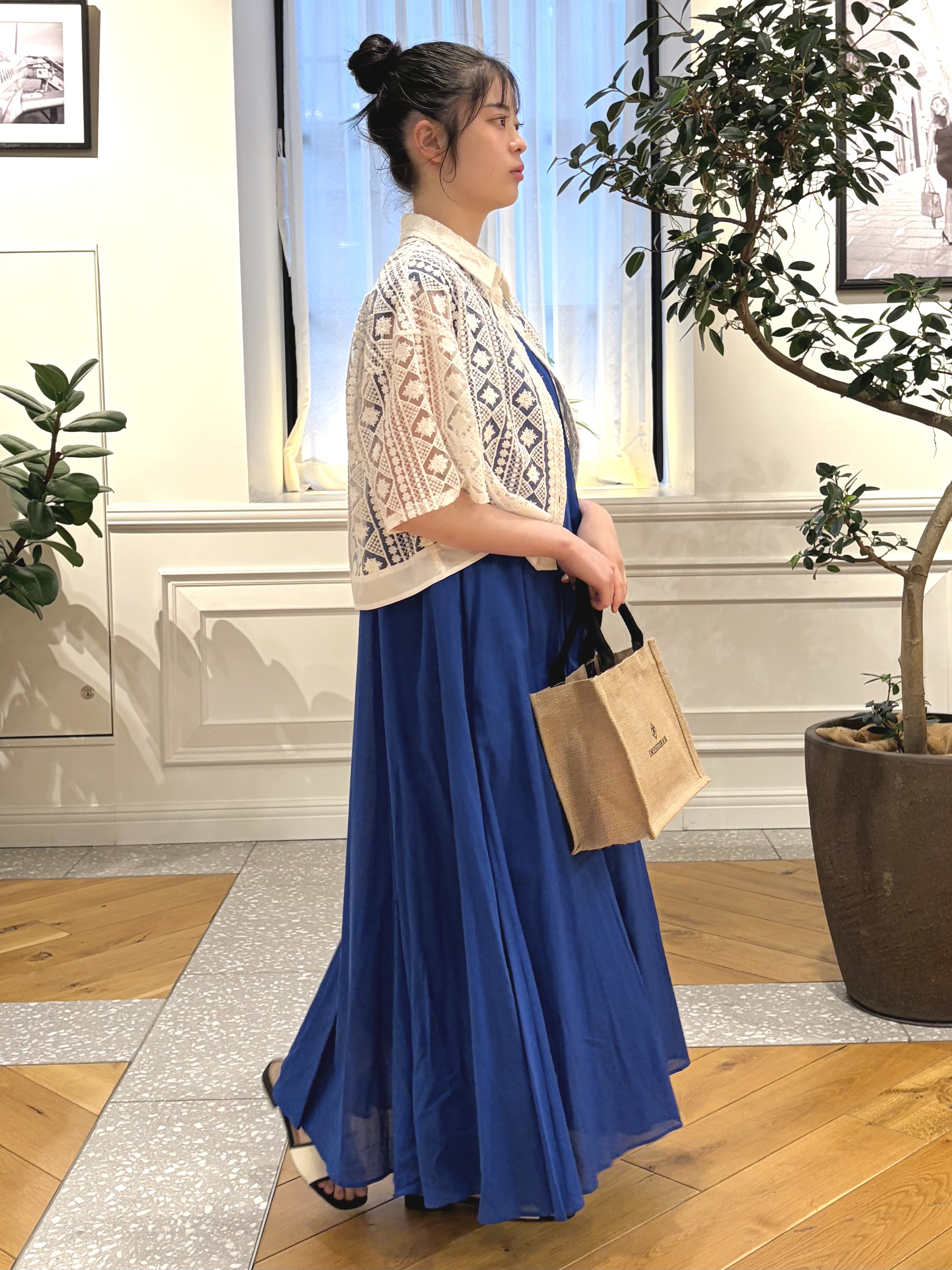 pupiさんの「DRESSTERIOR｜【着映え/ハーフ袖】ウォッシャブルレース クロップドシャツ」を使ったコーディネート