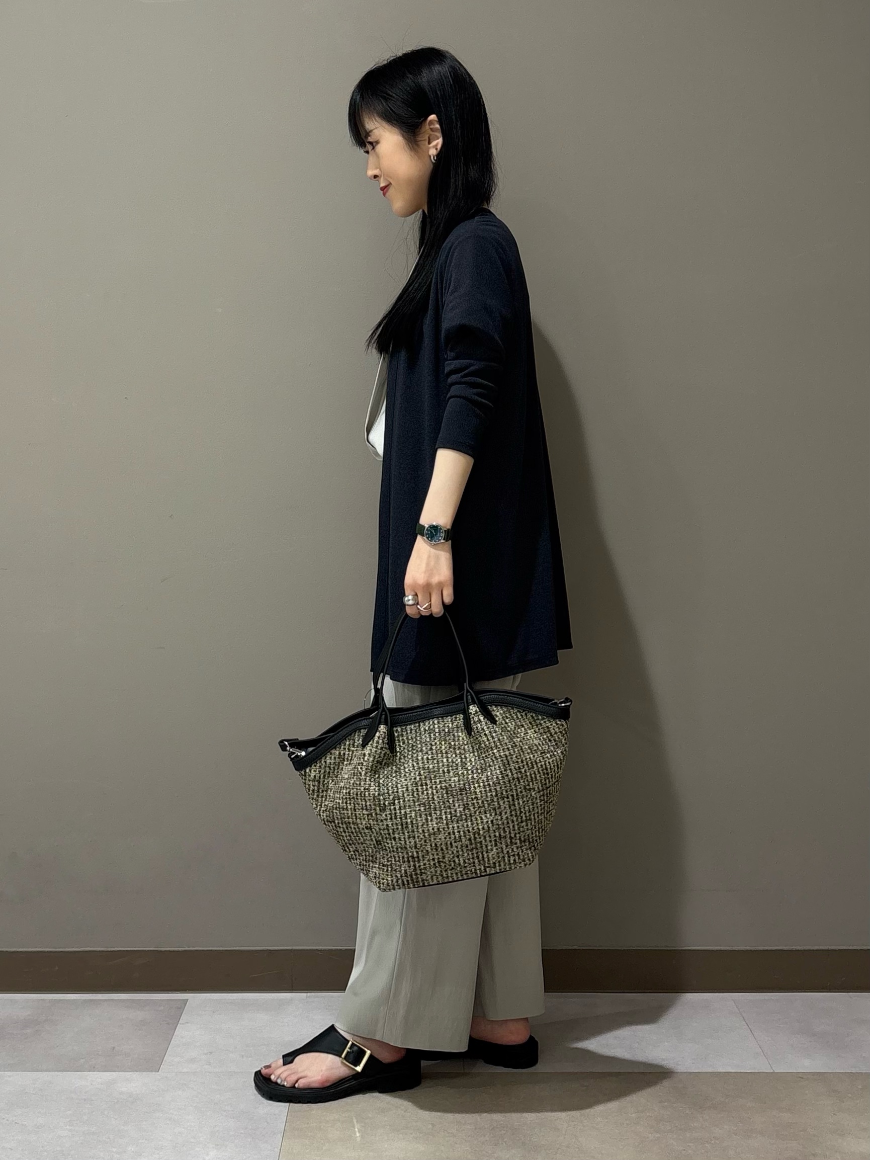 KEIKOさんの「INDIVI｜【UVケア】着流しミドル丈カーディガンジャージ」を使ったコーディネート
