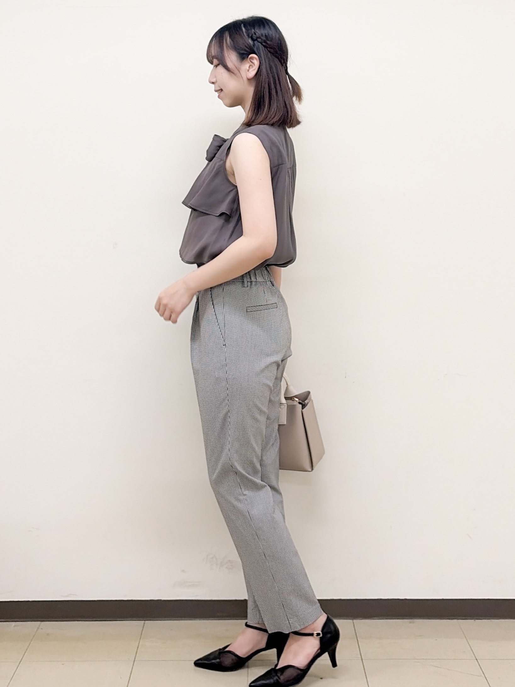yurinaさんの「index｜【接触冷感】シアーショートトッパーカーディガン《洗濯機OK／抗ピル》」を使ったコーディネート
