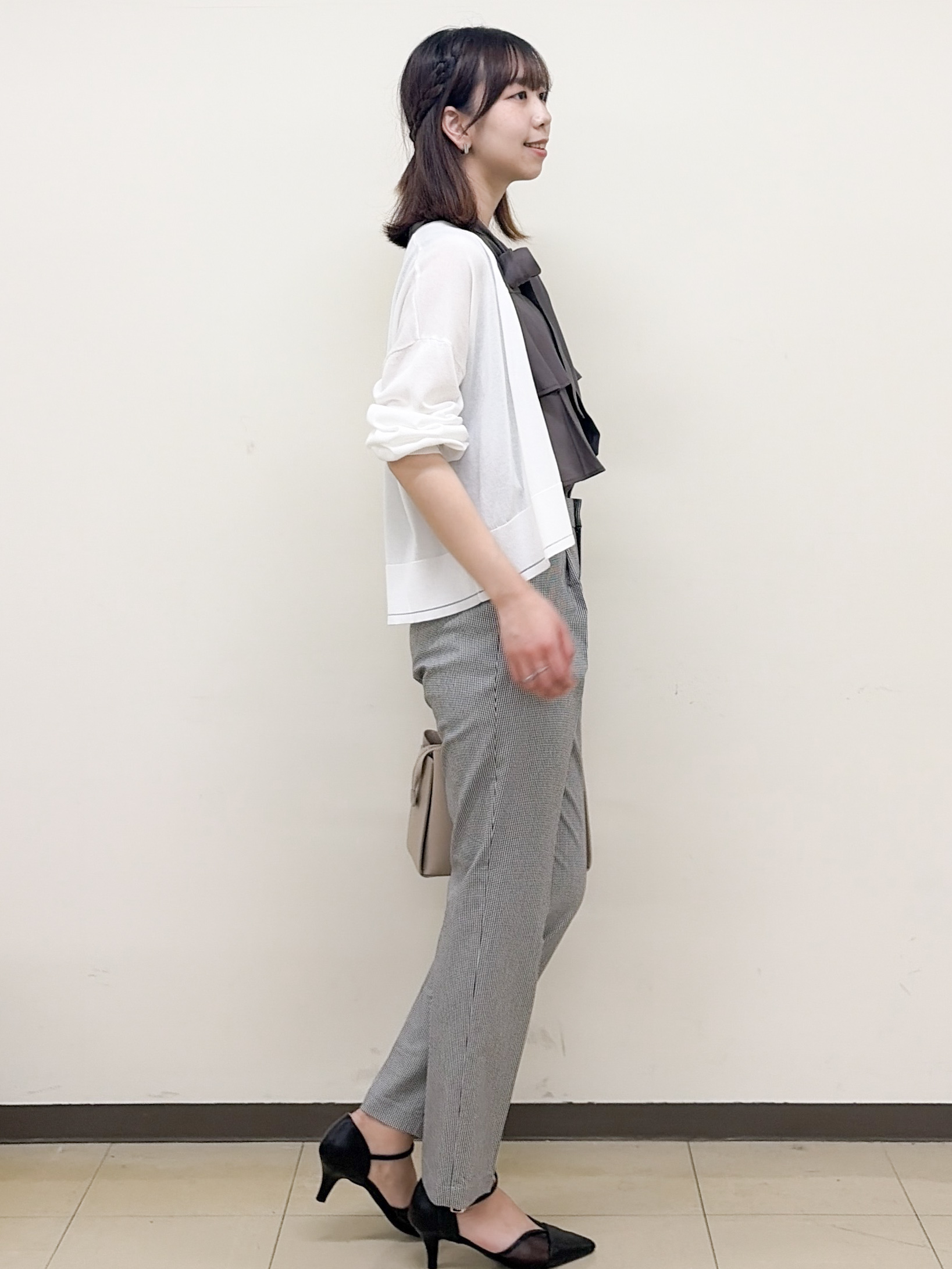 yurinaさんの「index｜【接触冷感】シアーショートトッパーカーディガン《洗濯機OK／抗ピル》」を使ったコーディネート
