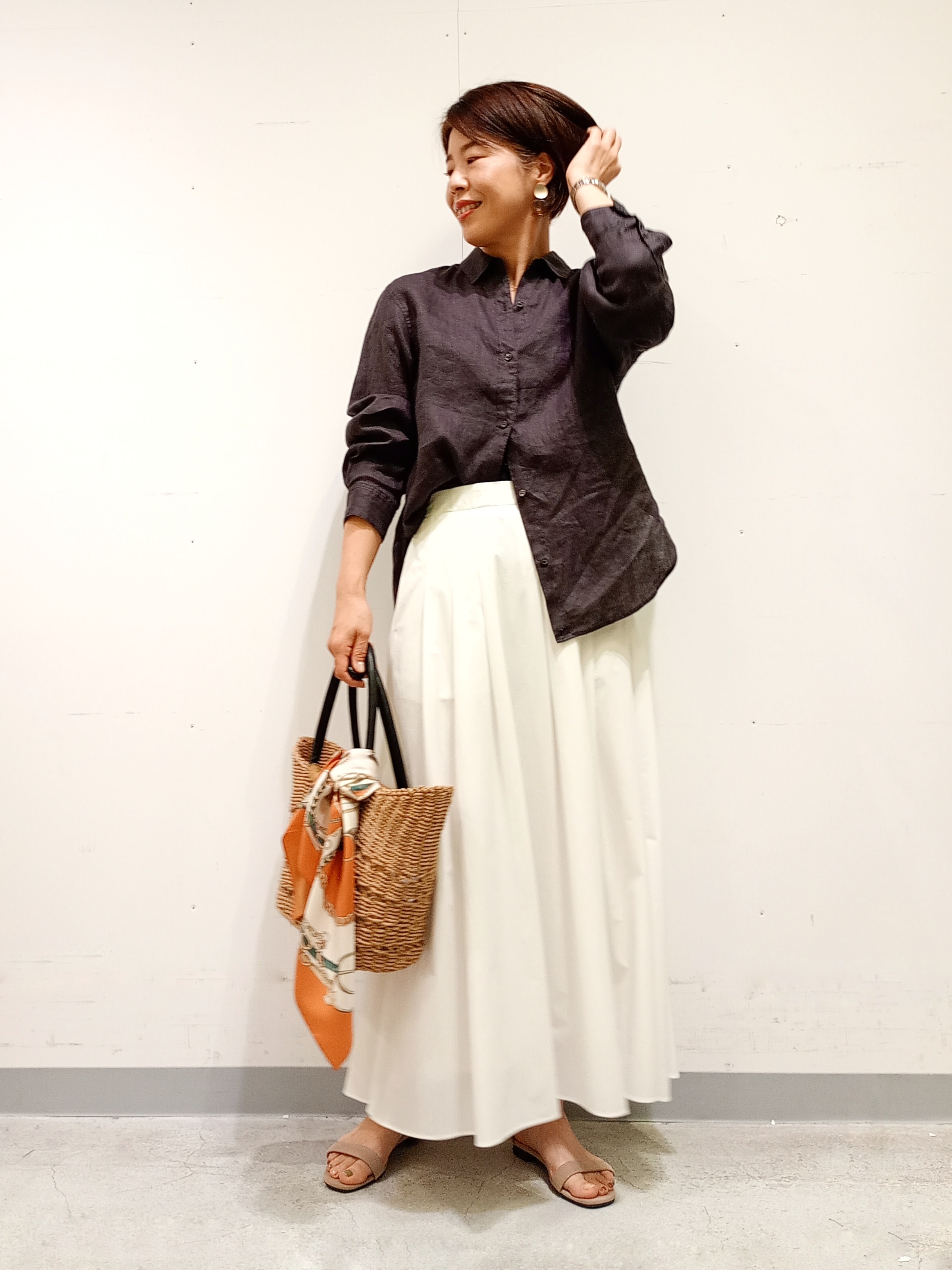 Kさんの「INDIVI｜【接触冷感／2WAY】カシュクールリネンシャツ」を使ったコーディネート