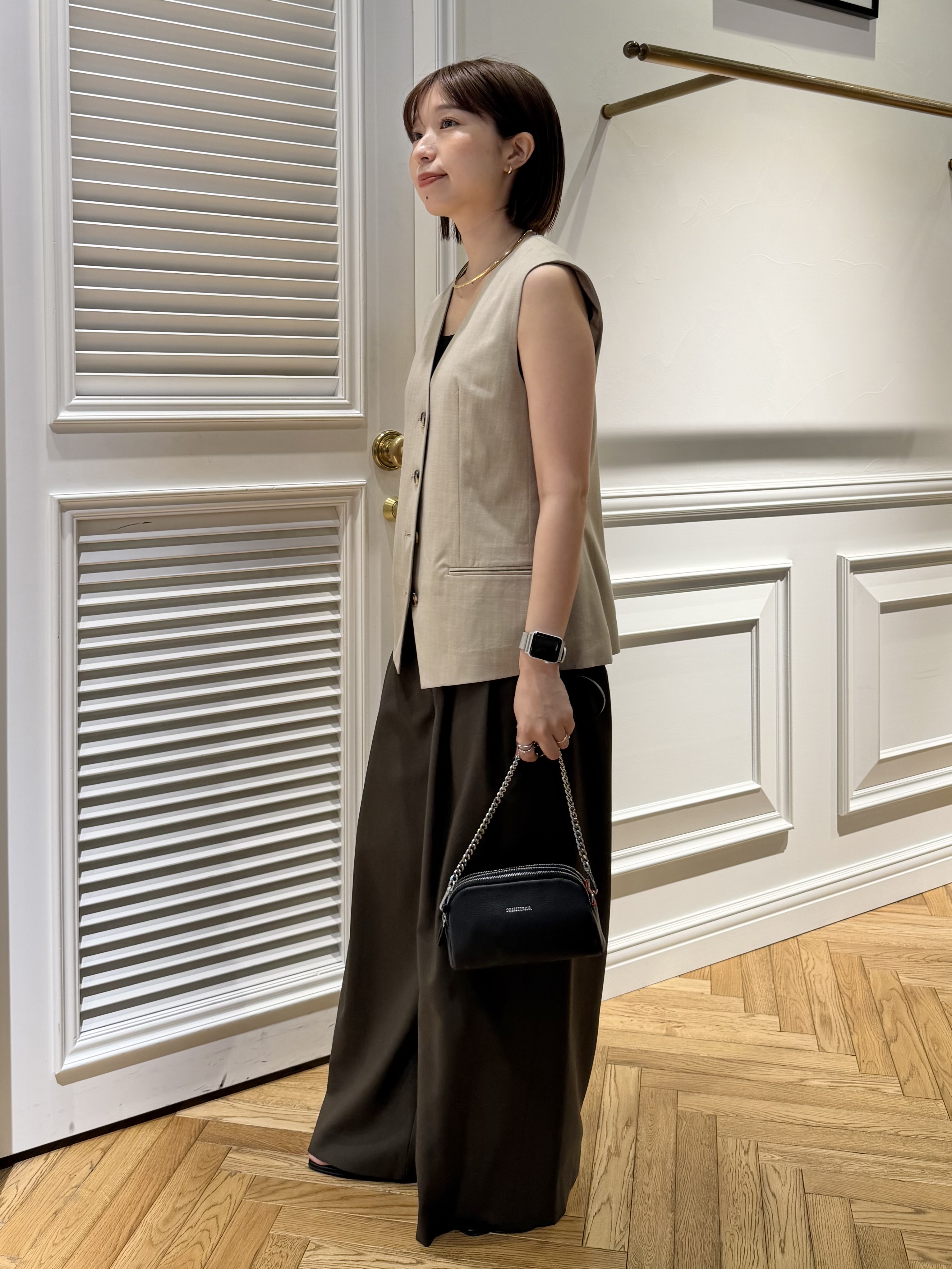 つじ まこさんの「DRESSTERIOR｜【セットアップ可/ウォッシャブル】セットアップストライプジレ」を使ったコーディネート