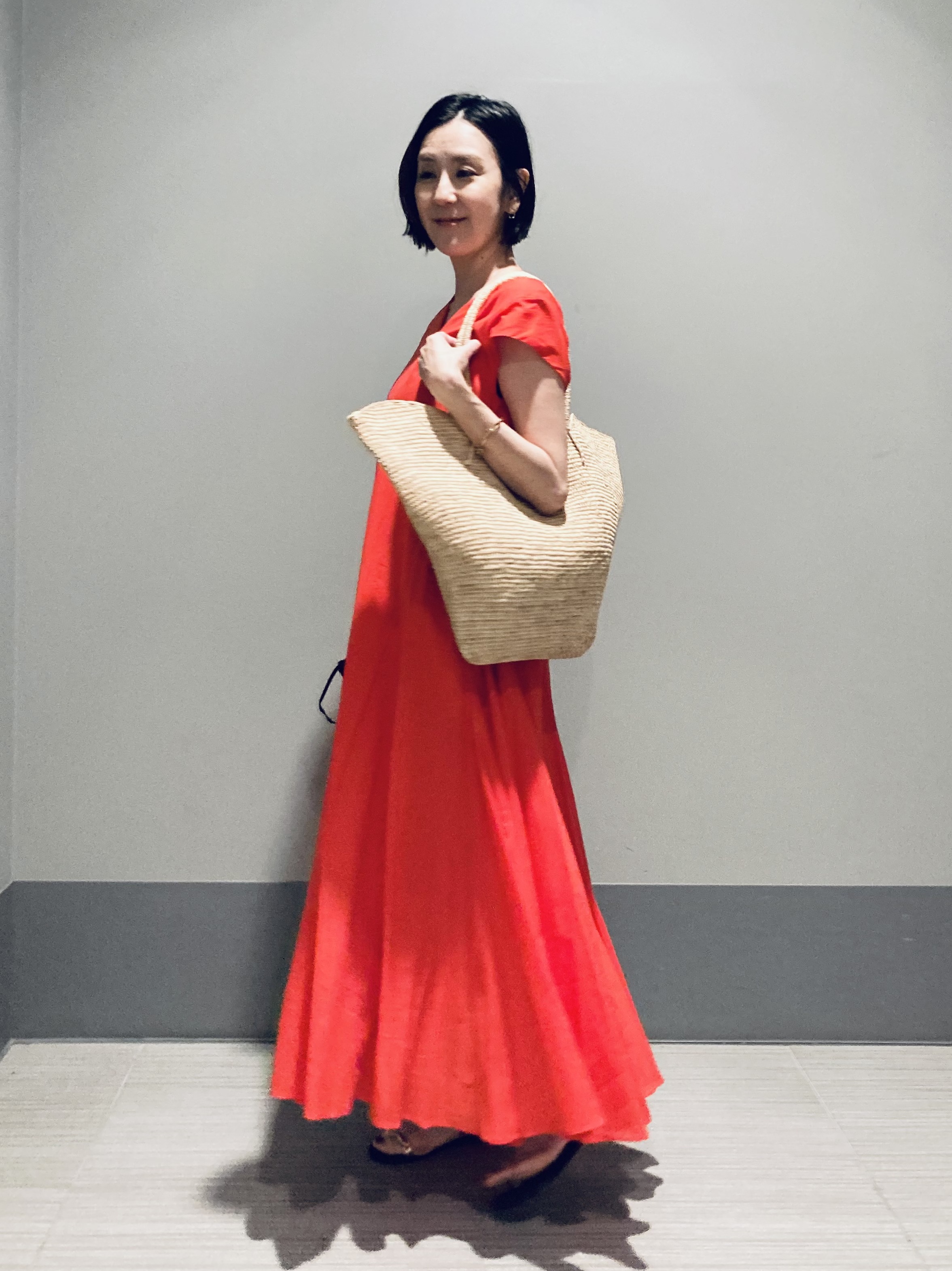 Furuさんの「DRESSTERIOR｜【きれいめ/ウォッシャブル】コットンローンフレンチスリーブワンピ」を使ったコーディネート