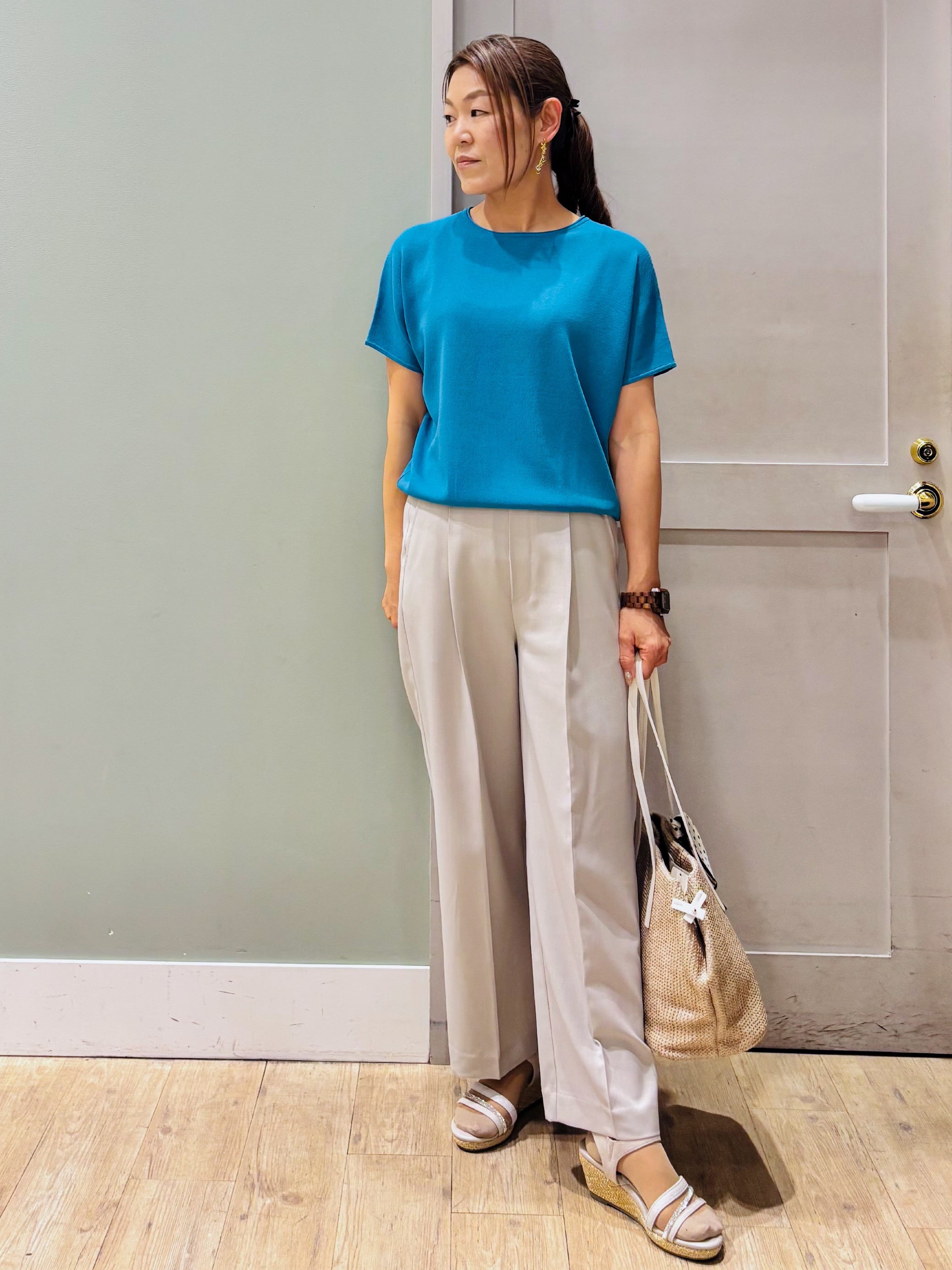 Komi☆さんの「grove｜【シリーズ累計36万枚！名品ニット】やわらかドライタッチ ドルマンニット」を使ったコーディネート