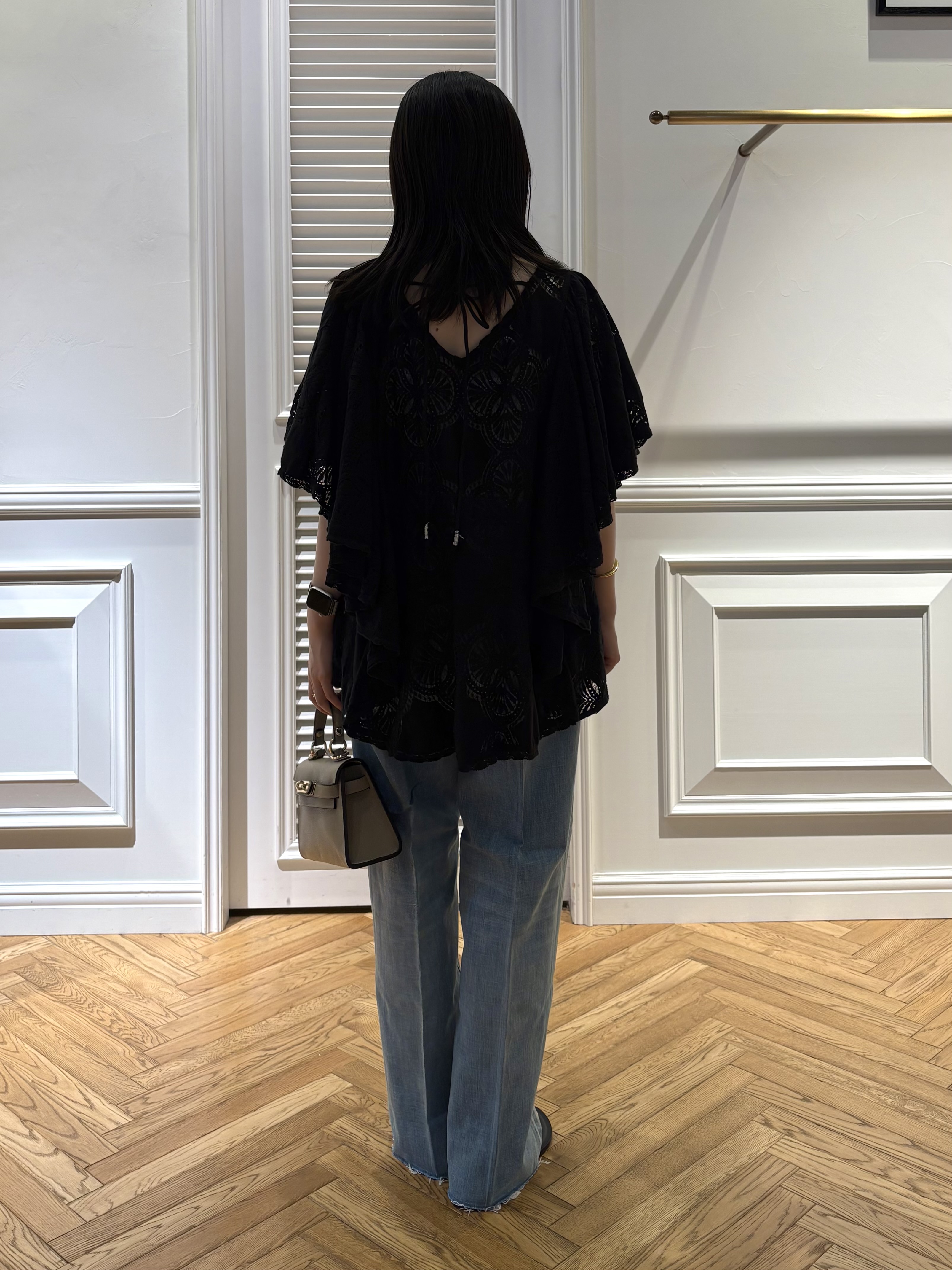 cocoさんの「DRESSTERIOR｜ラッセルレース ブラウス」を使ったコーディネート
