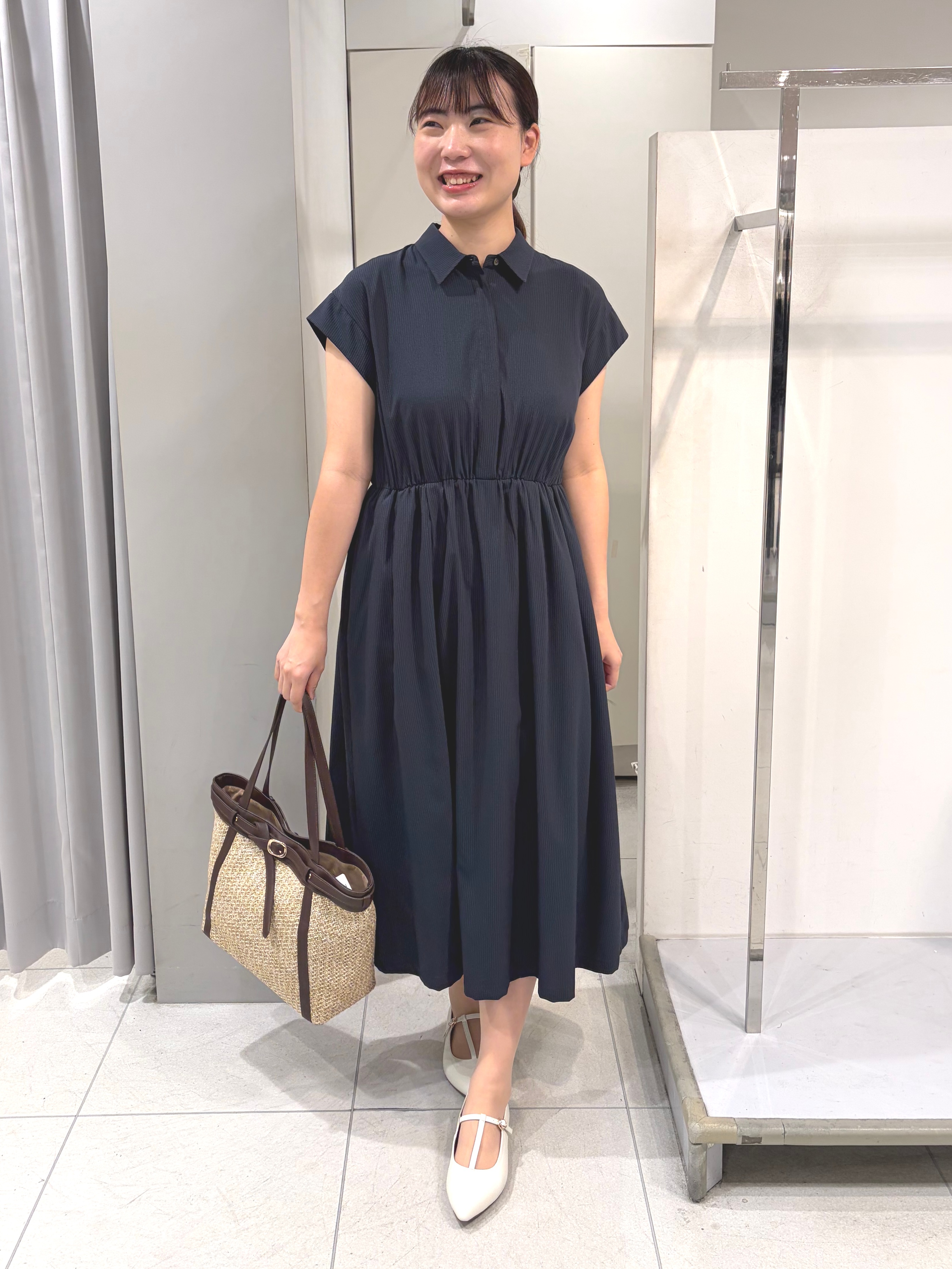 AZUSAさんの「Reflect｜フレンチスリーブシャツワンピース」を使ったコーディネート
